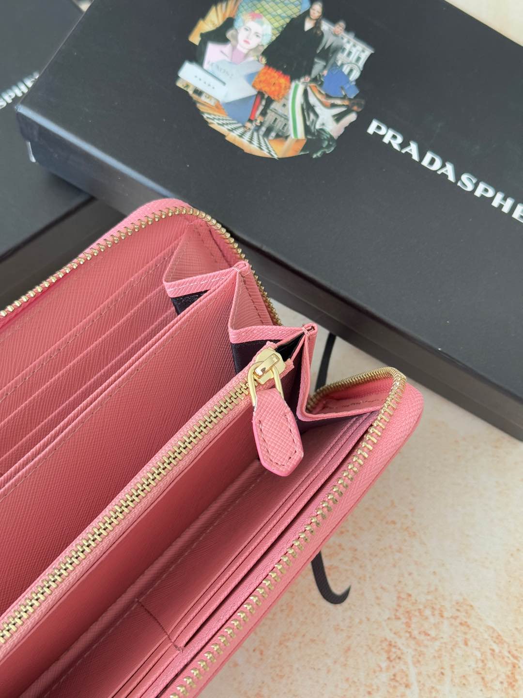 ZPクラシック小型単拉链財布 - イタリア製高級牛皮使用