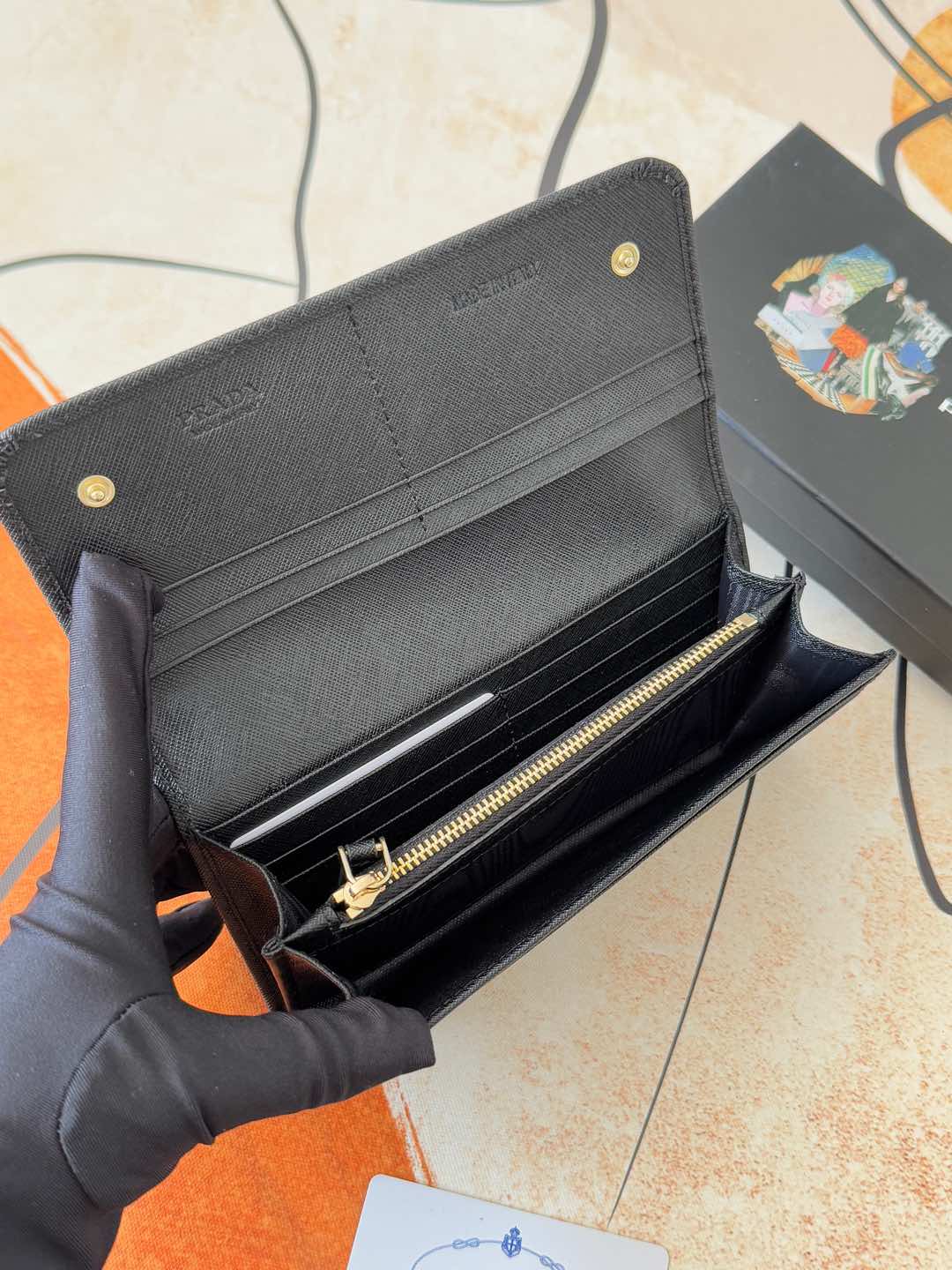 プラダ LM1132散字標 金色五金の高品質バッグ