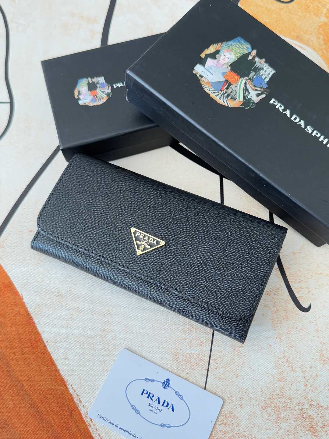 プラダ LM1132 ショルダーバッグ 金色五金付き