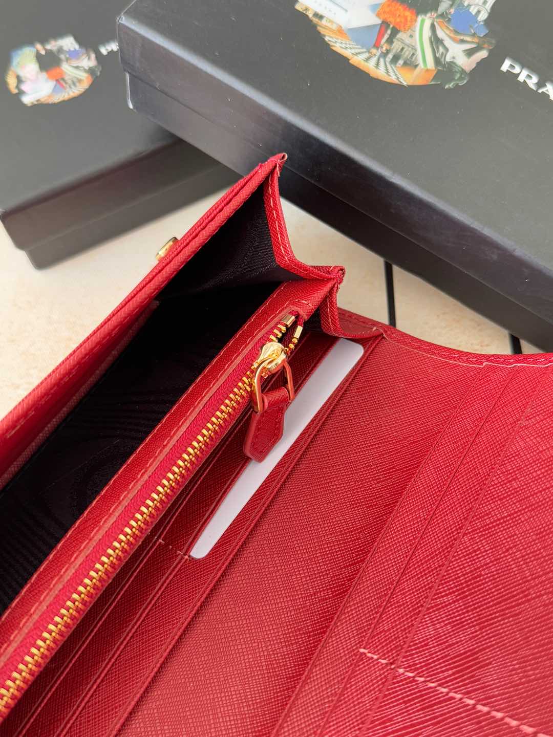 プラダ LM1132 クラシックバッグ - 高品質な十字纹レザー