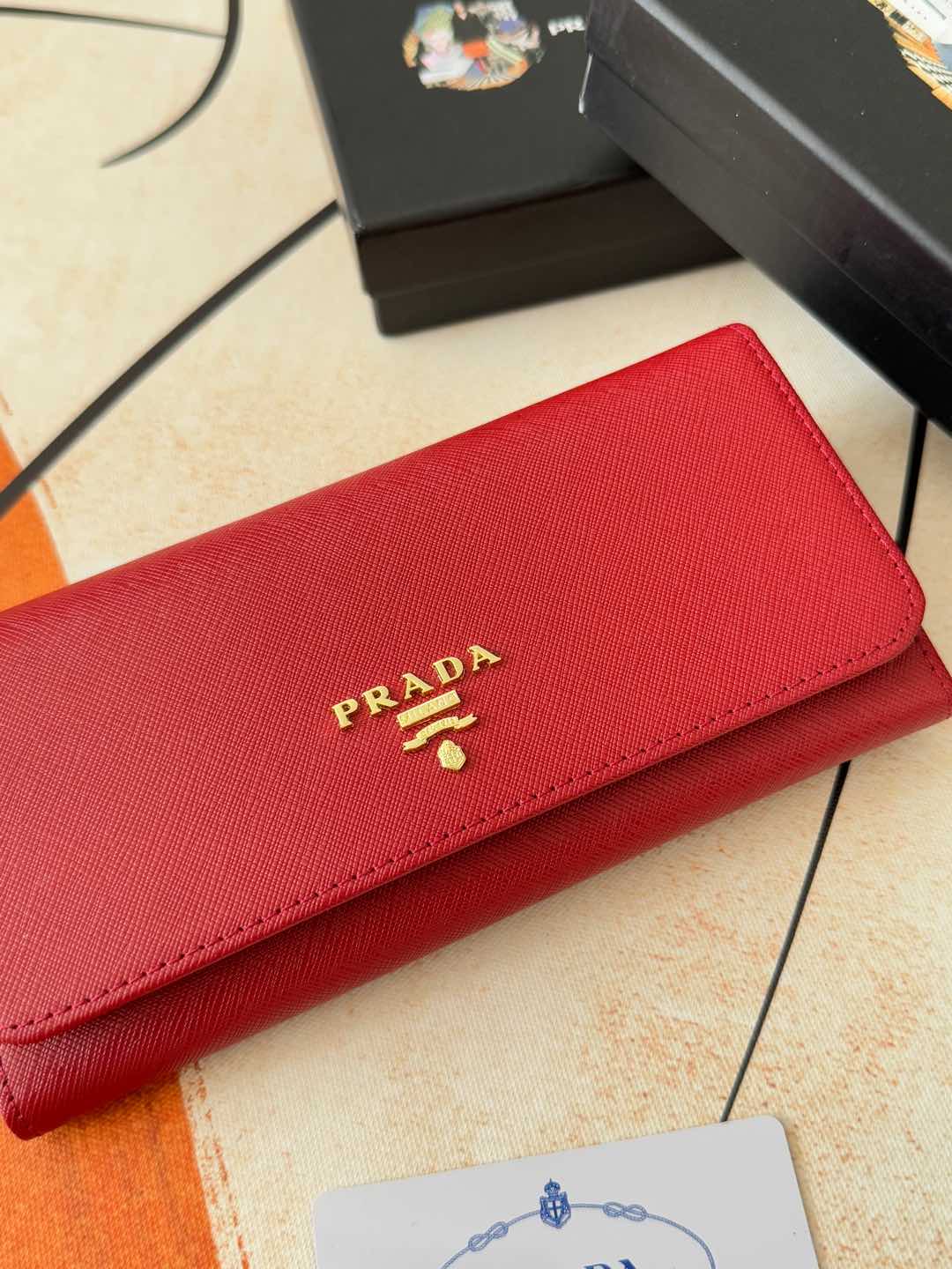 プラダ LM1132 クラシックバッグ - 高品質な十字纹レザー