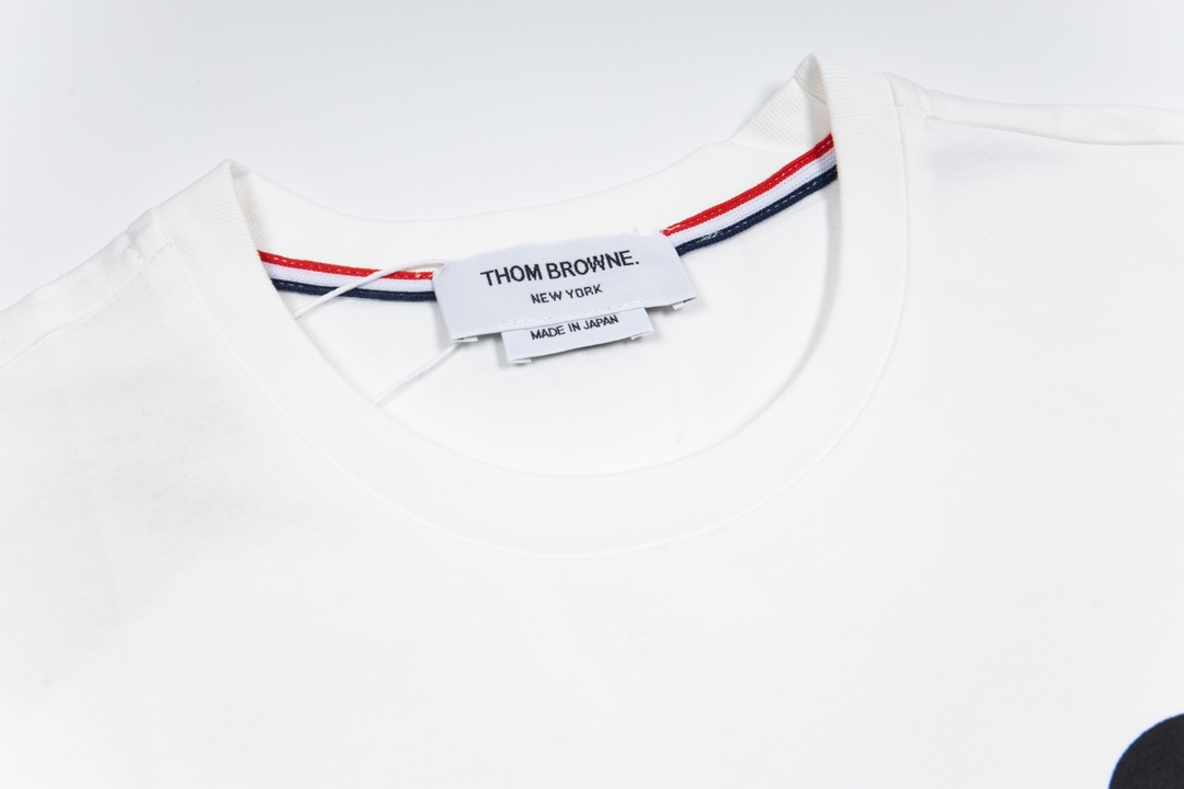 “Thom Browne Summer Lobster Short Sleeves Collection in 280g Fabric” - 图片 6