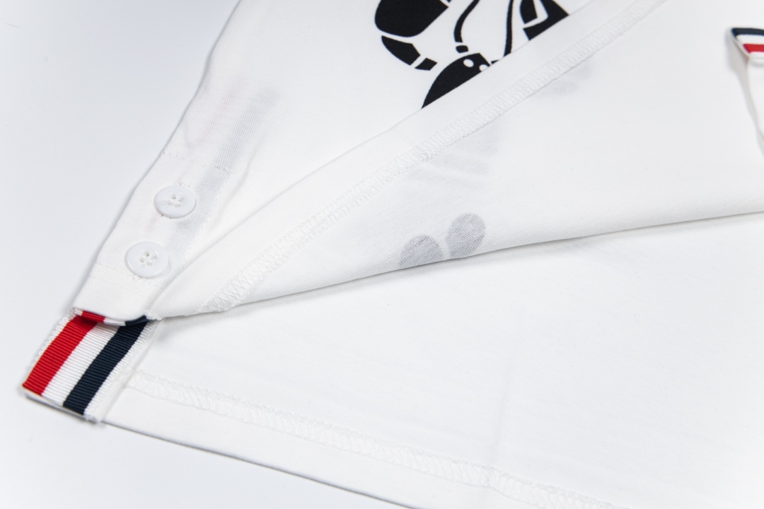 “Thom Browne Summer Lobster Short Sleeves Collection in 280g Fabric” - 图片 3