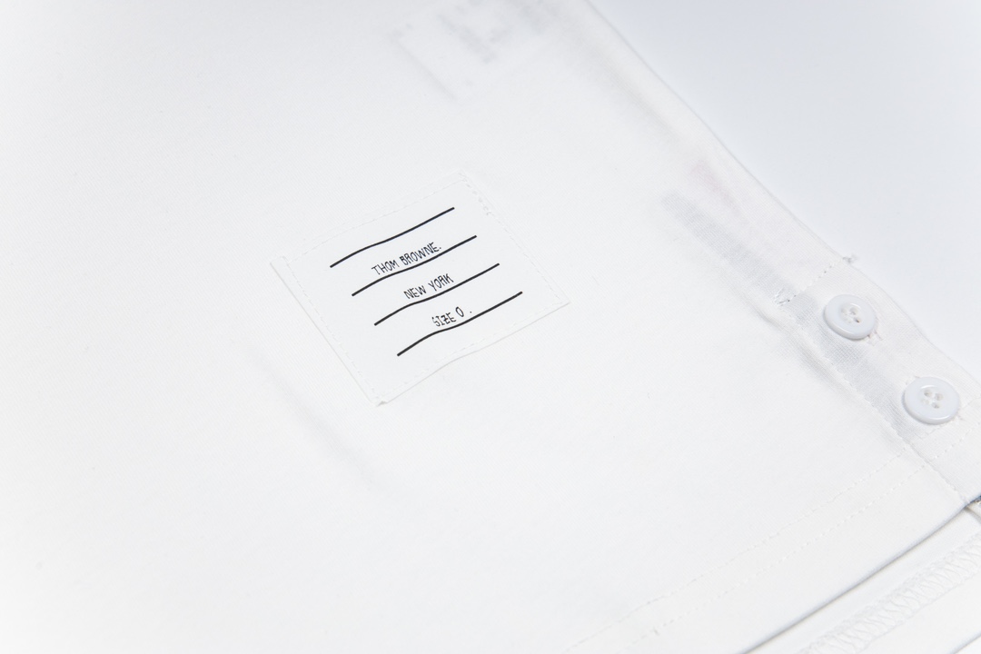 Thom Browne 24SS TB Dog Embroidered Short Sleeves, 1980s-inspired Custom Fabrics. - 图片 8