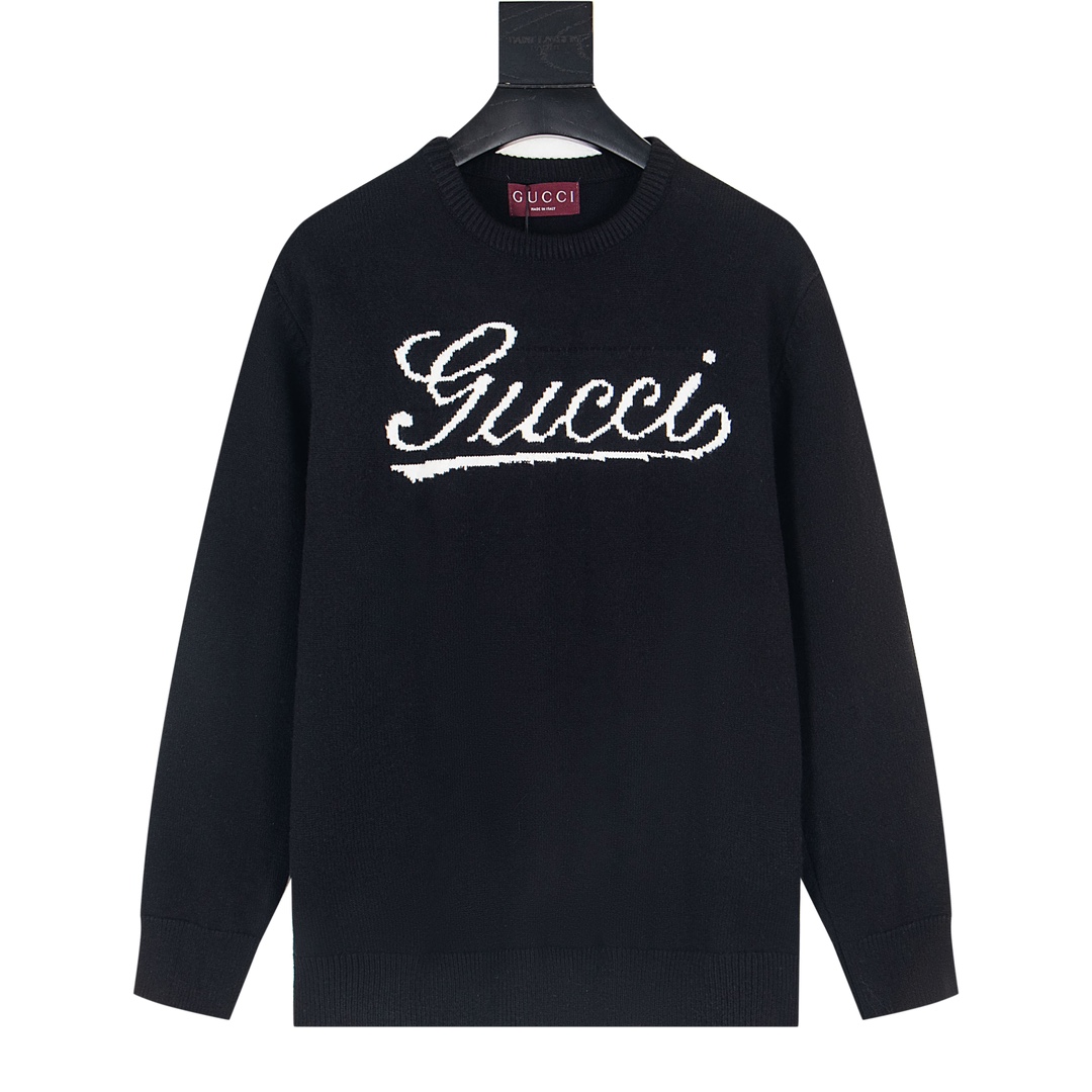 P205


款号Y639
Gucci/古驰 24Fw 重工波点及logo提花圆领毛衣
描述学院风持续升温，不断为Gucci设计美学添光加彩。
在全新系列中，时尚的概念已经不再局限于本真的生活方式，
品牌标志性元素的加入和模糊性别的廓形便是例证。
这款圆领毛衣甄选黑色和驼色羊毛打造而成，
字母logo提花图案点缀 简约又高级 羊毛针织面料 
Oversize落肩宽松版型，厚实柔软舒适上身显瘦又百搭 男女同款 商标齐全！！！
颜色：黑色，灰色
Size:S-XL