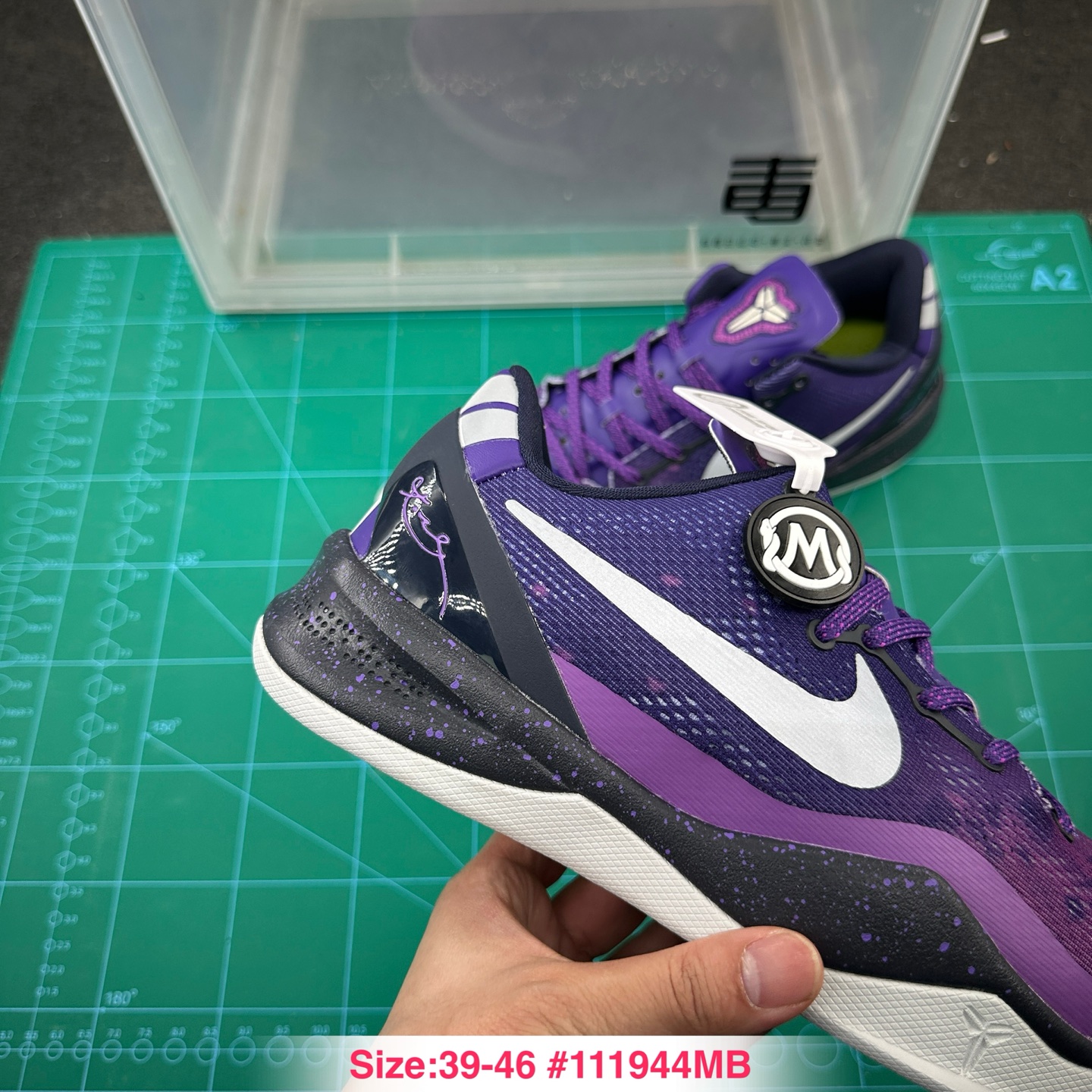 💯公司级🔥得 Nike Zoom Kobe 8 科比8代防滑耐磨 减震透气 抗扭 圆头 织物 实战训练 篮球鞋 ✈️货号: 555035-500 配置: ZoomTubro缓震; 足弓TPU抗扭; 足弓碳板抗扭; 缓震胶 ❤️.