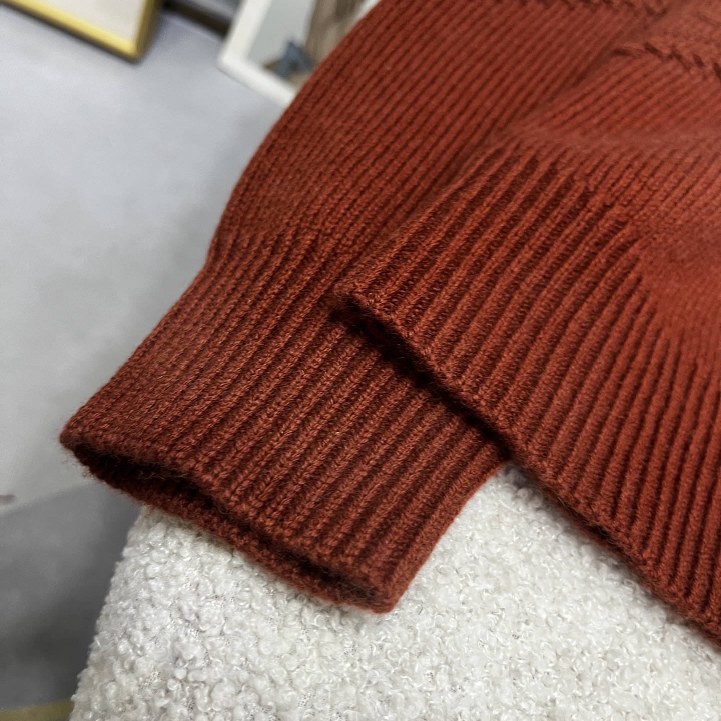 Elegant Women's Cashmere Sweater with Diamond Pattern - Soft & Comfortable 5 i1758267561858 4990 0 3