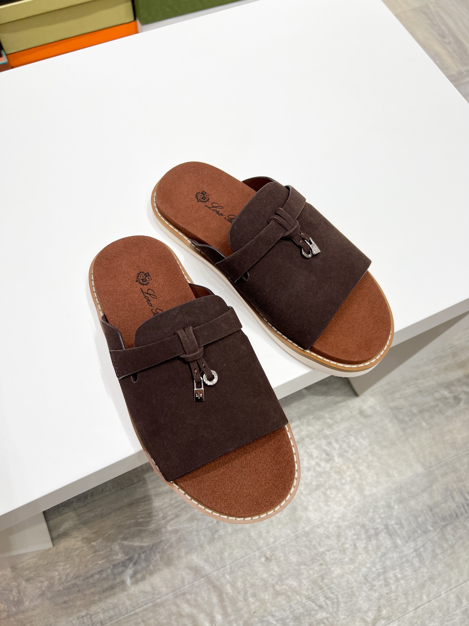 Loro Piana Classic Luxury Leather Shoe Loafer Ref 2