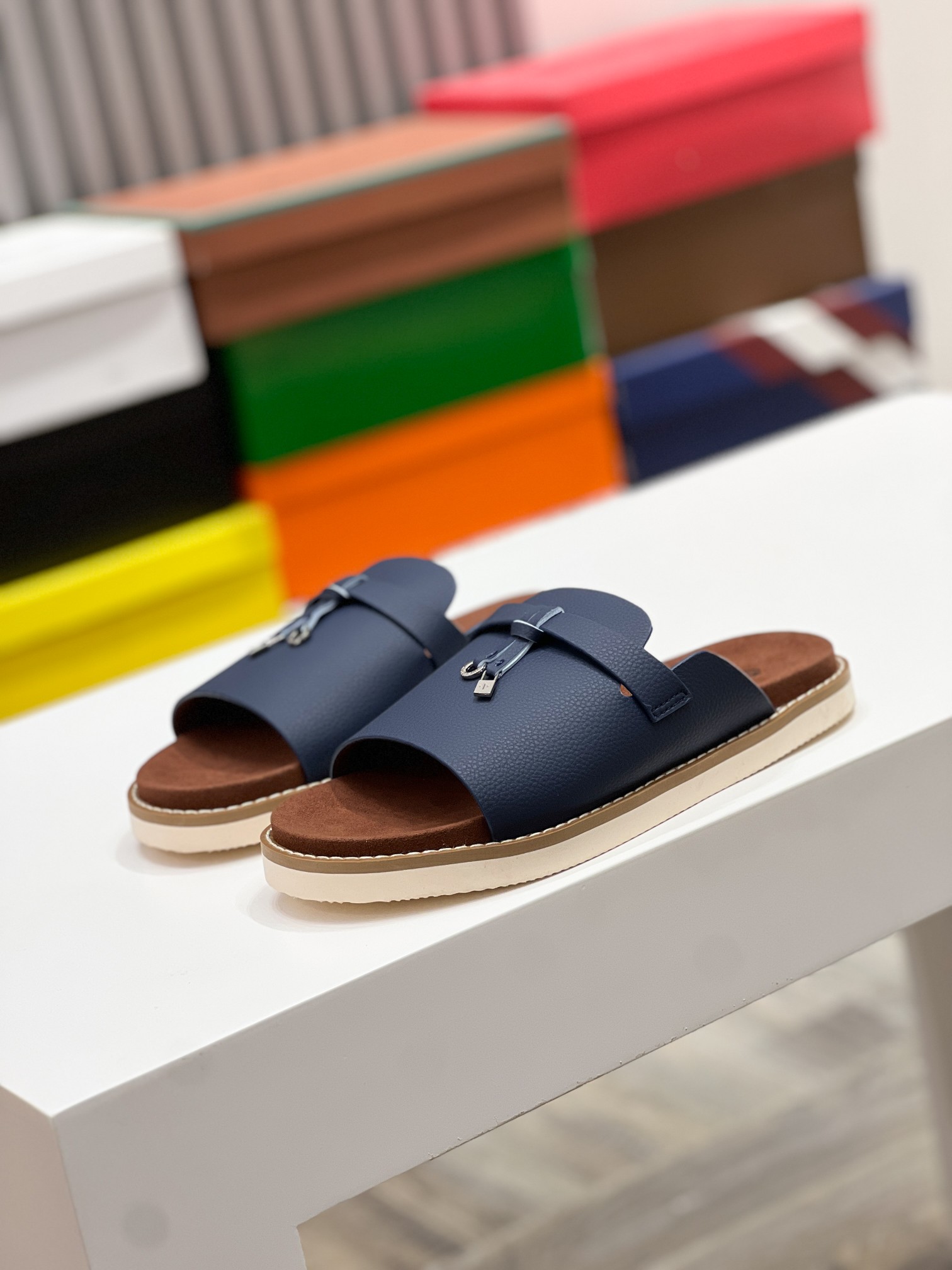 诺悠翩雅 Loro Piana 经典高奢皮鞋鞋履高跟鞋 #87AA927B 2