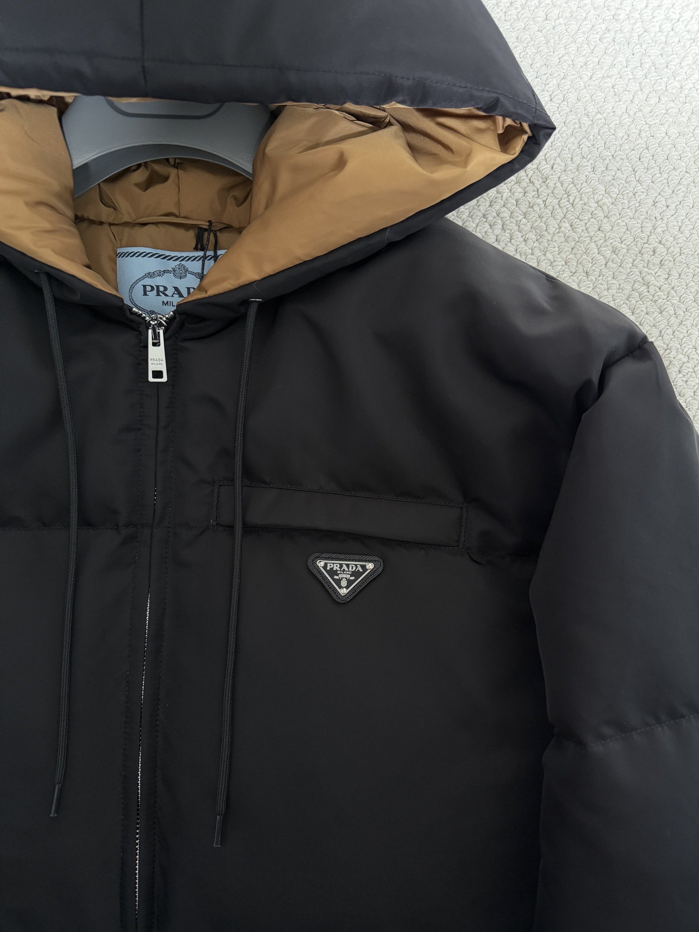 Prada Re-Nylon Padded Hooded Jacket: Lightweight, Waterproof, and Windproof 6 i1765154872948 7137 0 4