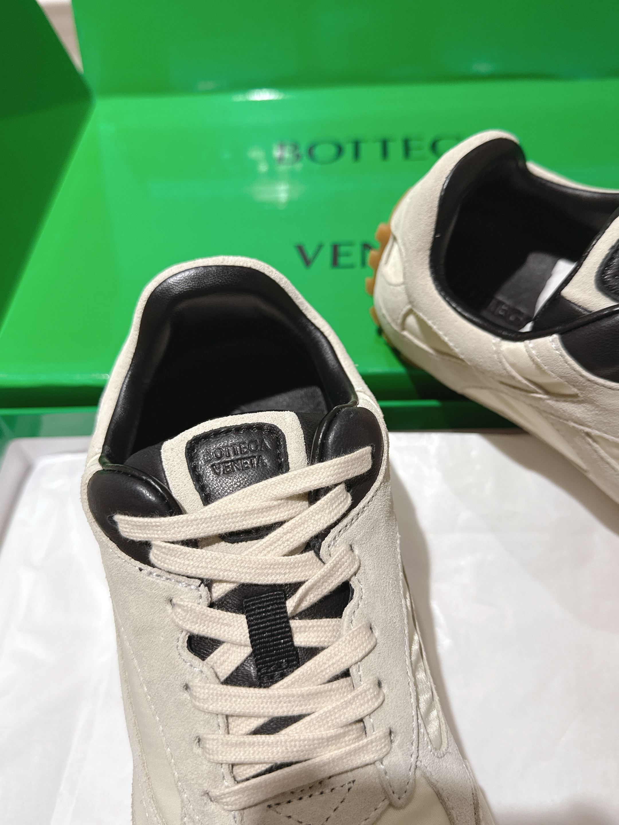 Bottega Veneta Sneakers