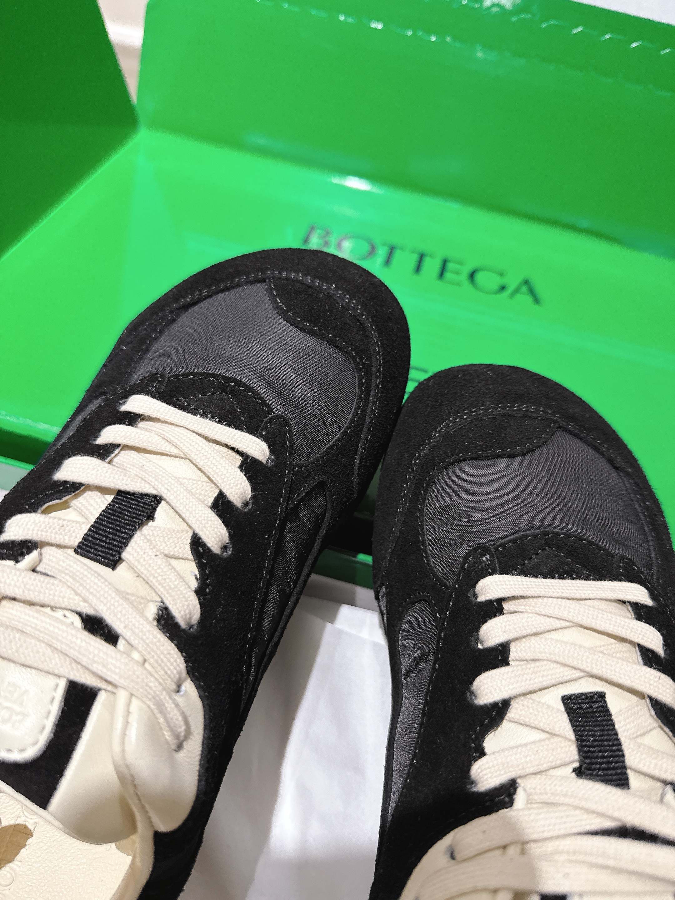 Bottega Veneta Sneakers