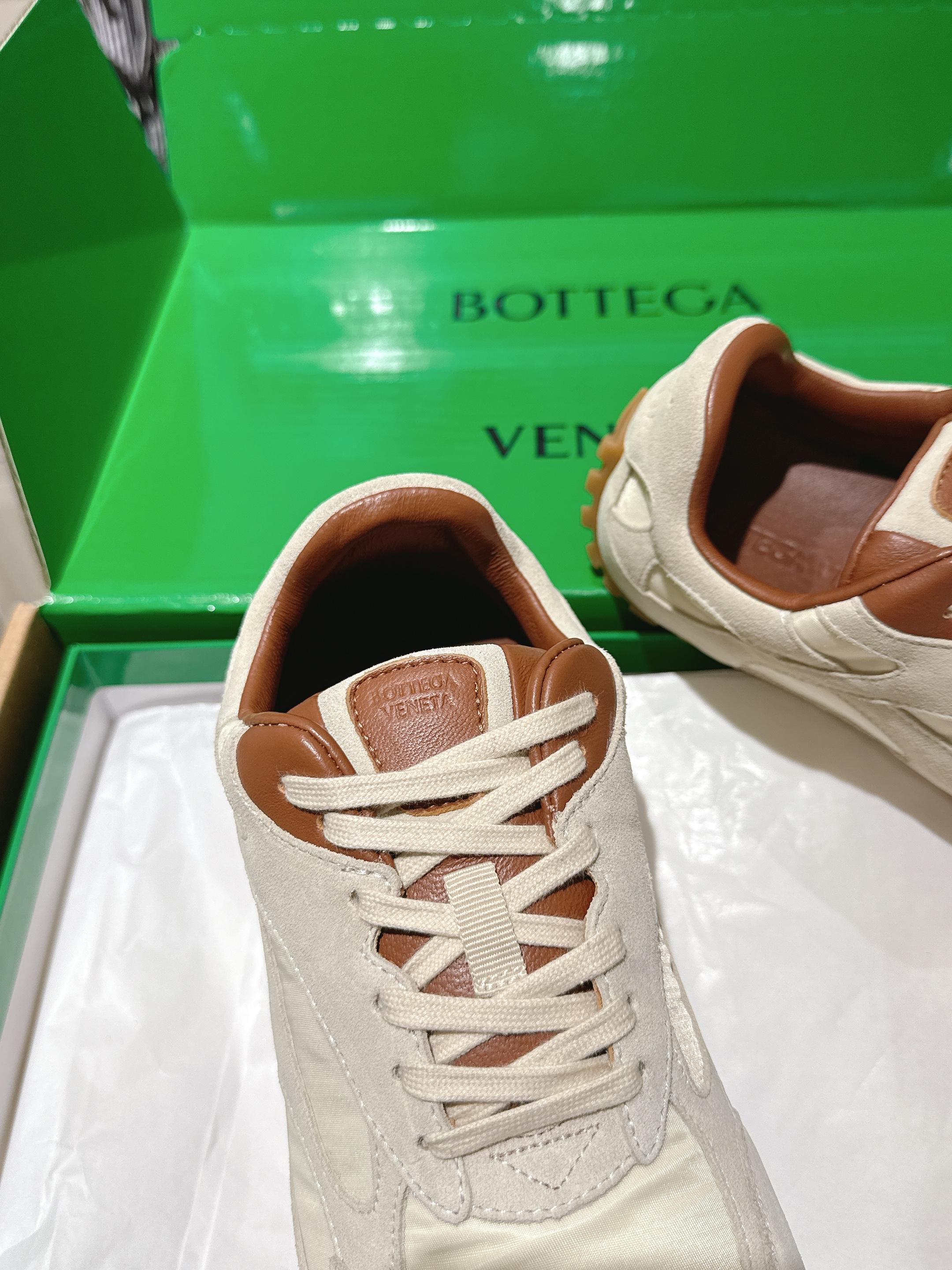Bottega Veneta Sneakers