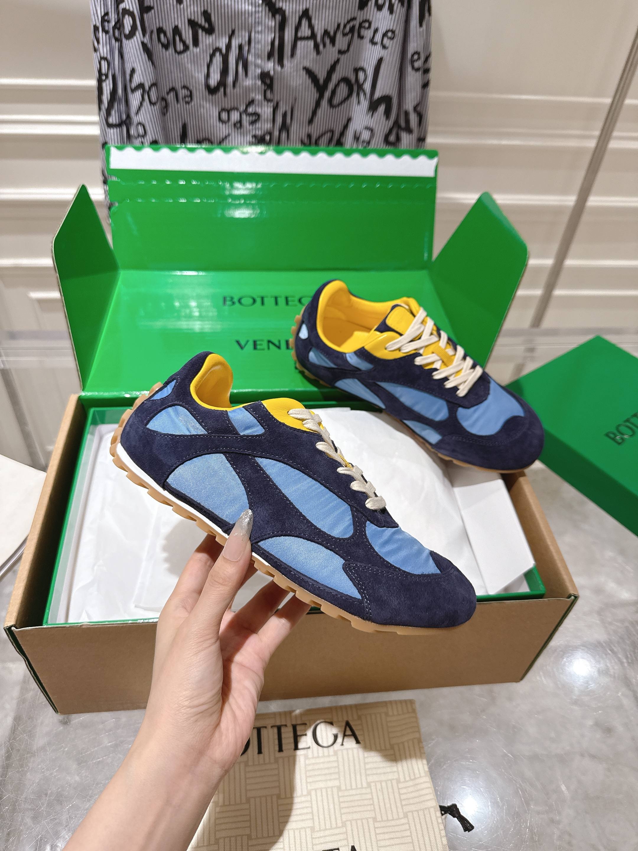 Bottega Veneta Sneakers