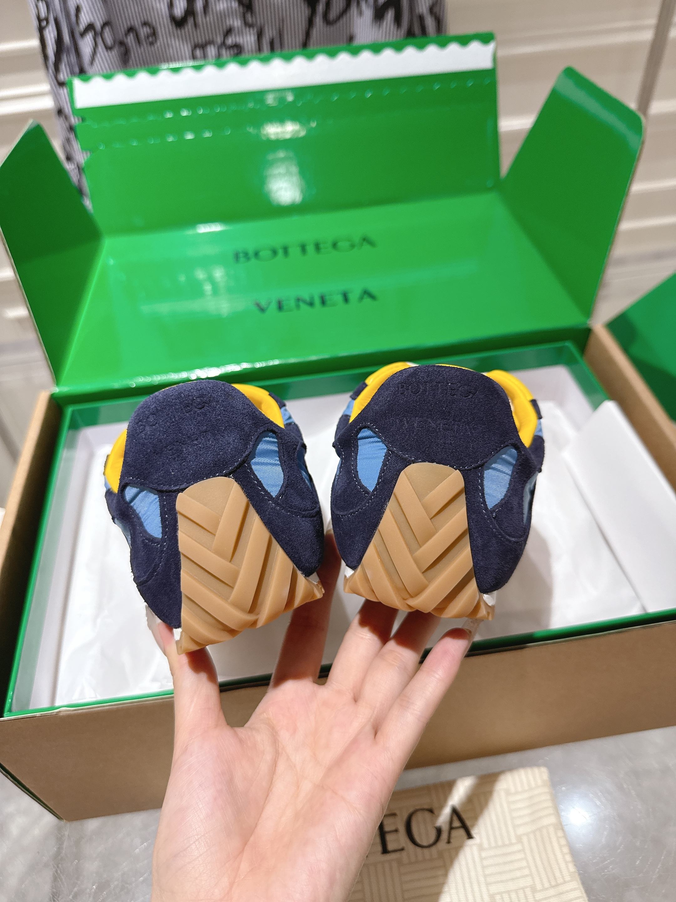 Bottega Veneta Sneakers