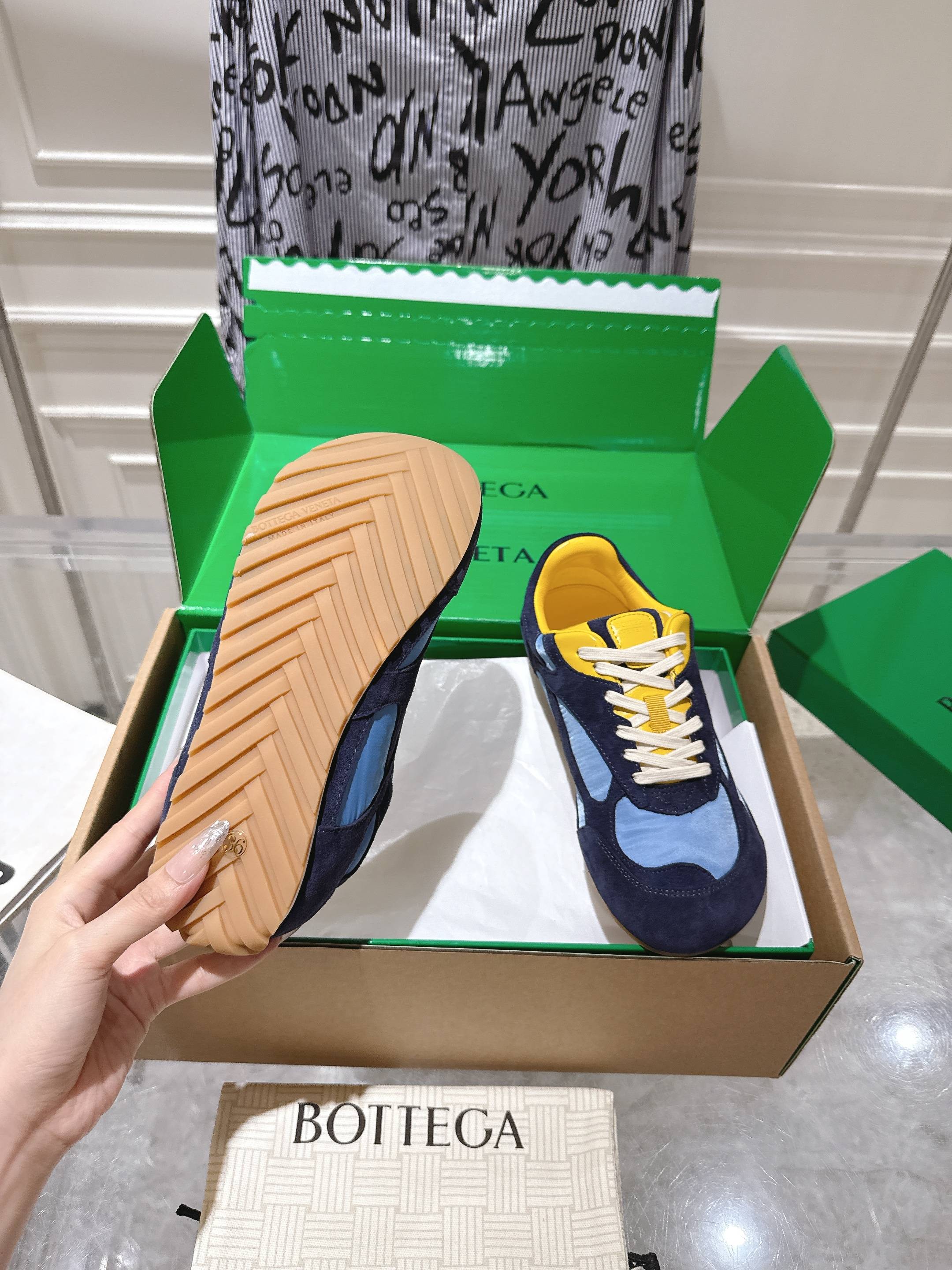 Bottega Veneta Sneakers