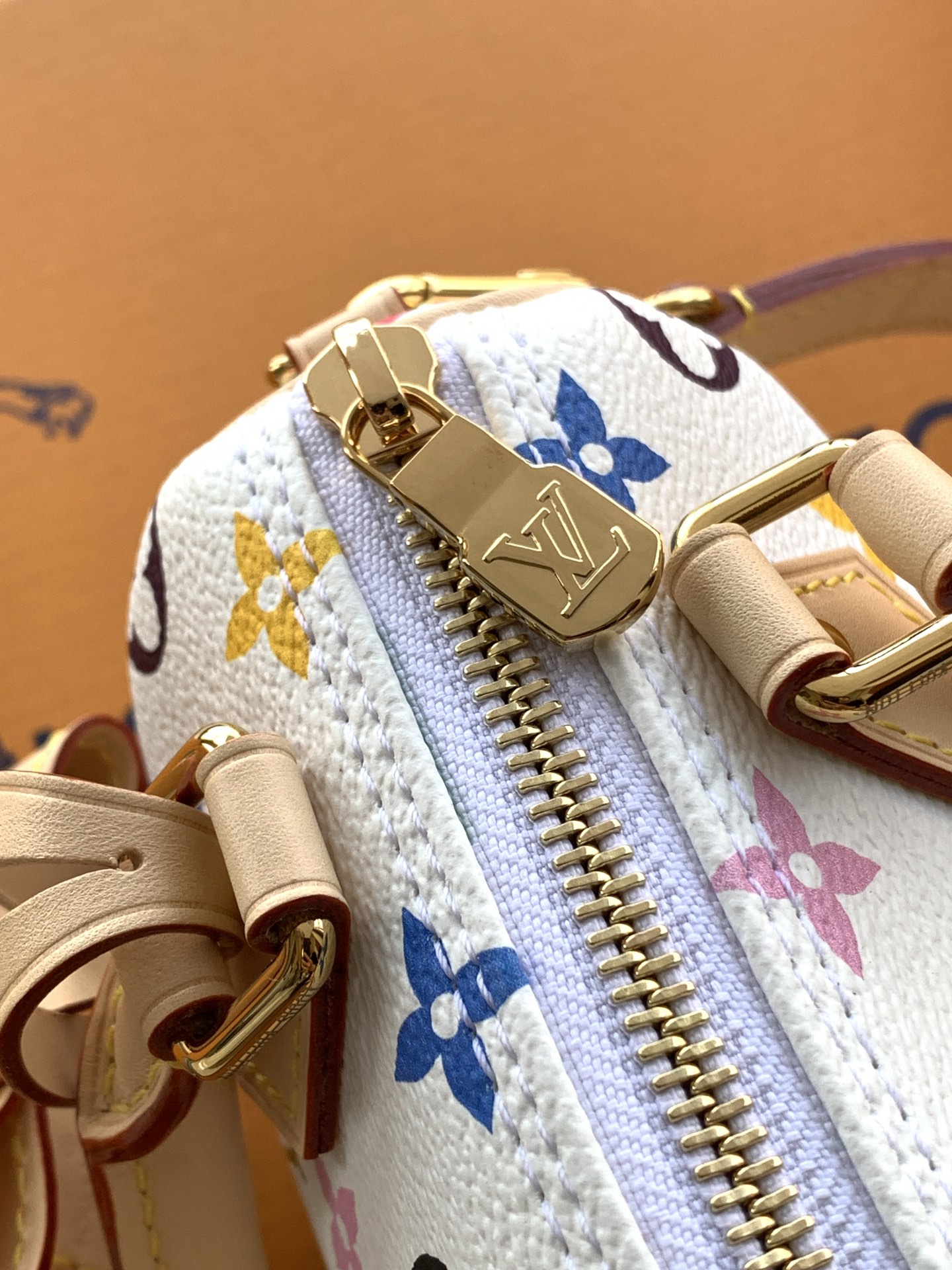 Louis Vuitton 全钢独家 M13391白彩163芯片