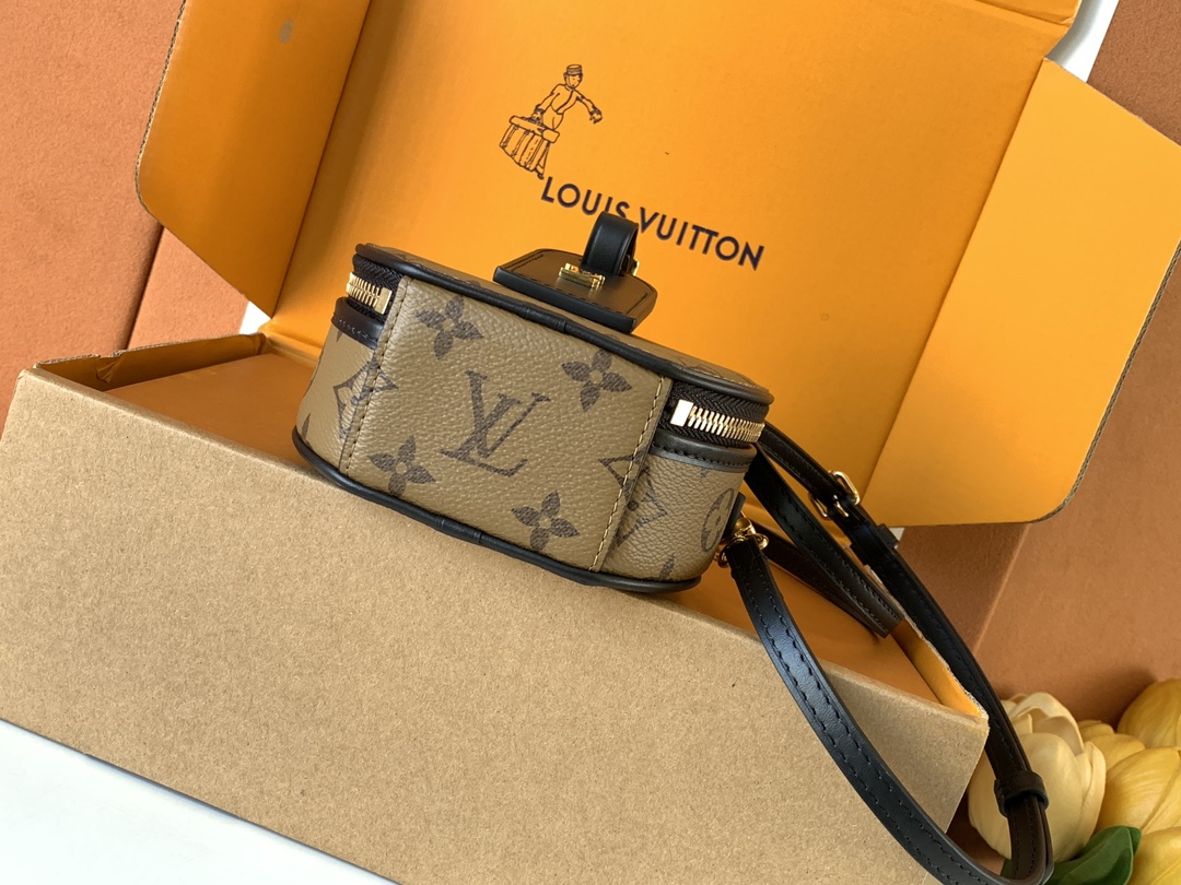 Louis Vuitton 独家首发型号：M68276【 全钢】Mini