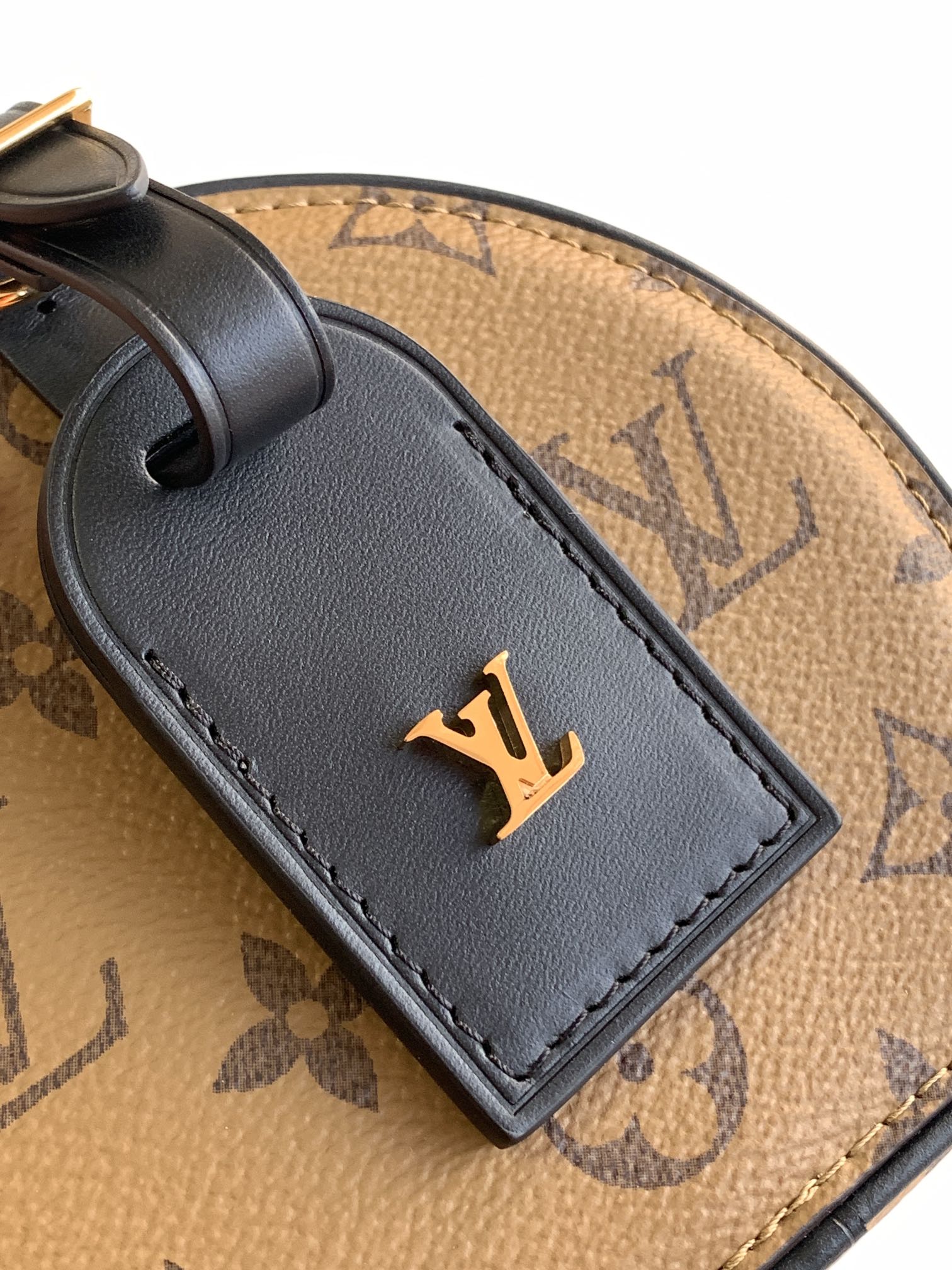 Louis Vuitton 独家首发型号：M68276【 全钢】Mini