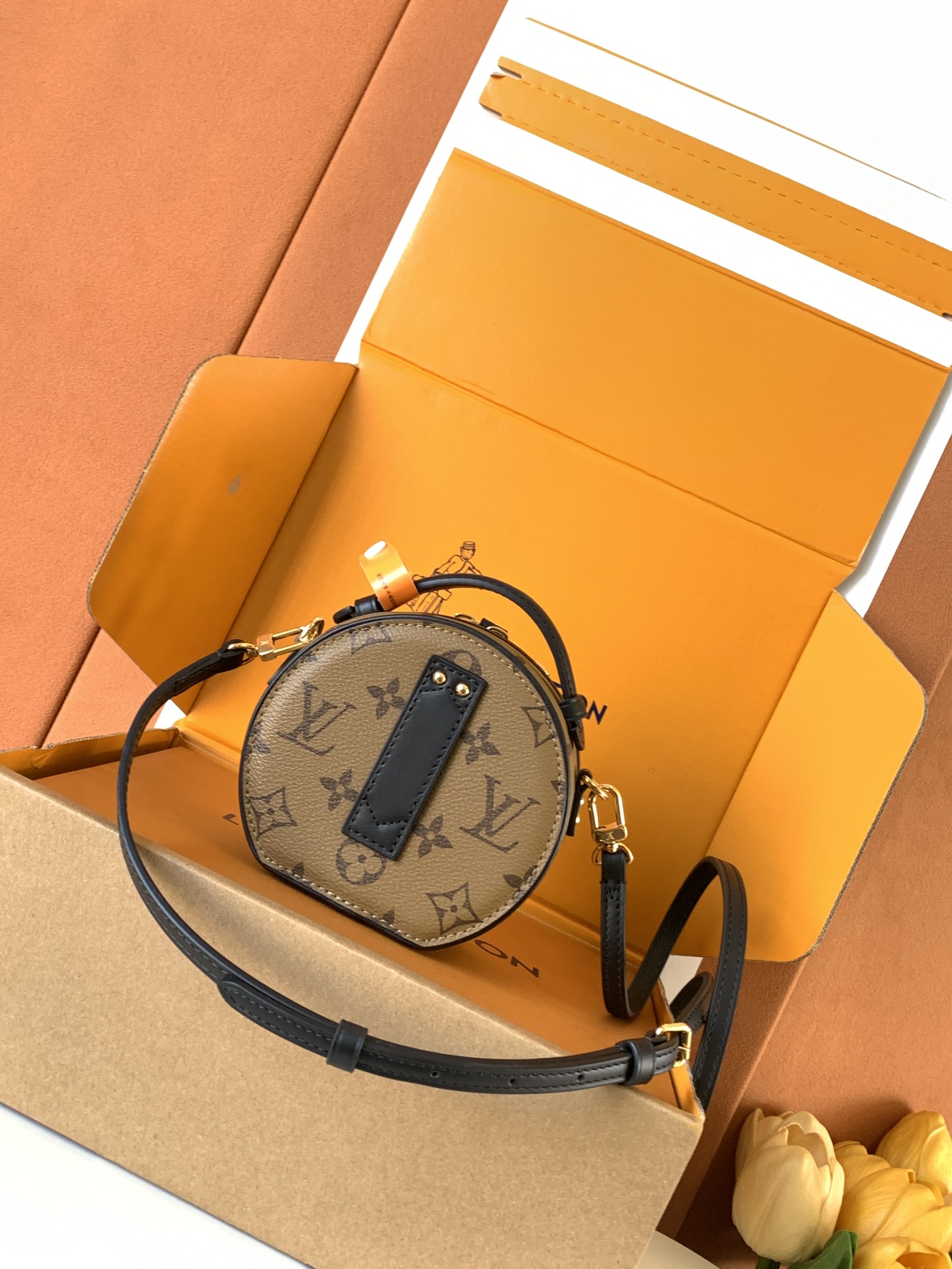Louis Vuitton 独家首发型号：M68276【 全钢】Mini