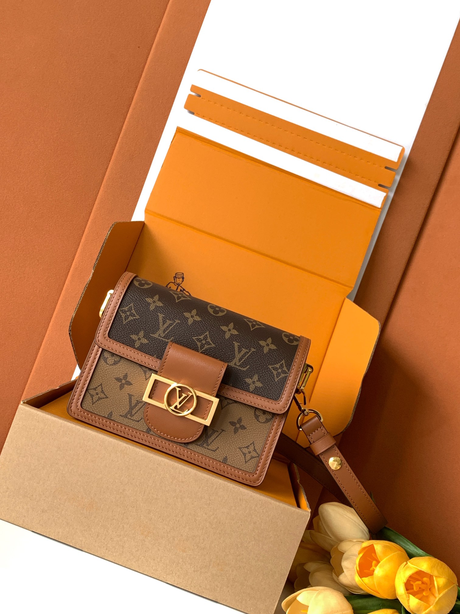 Louis Vuitton M45959【 加强版】Mini Dauphine手袋皮料是 代 意大利A级皮料