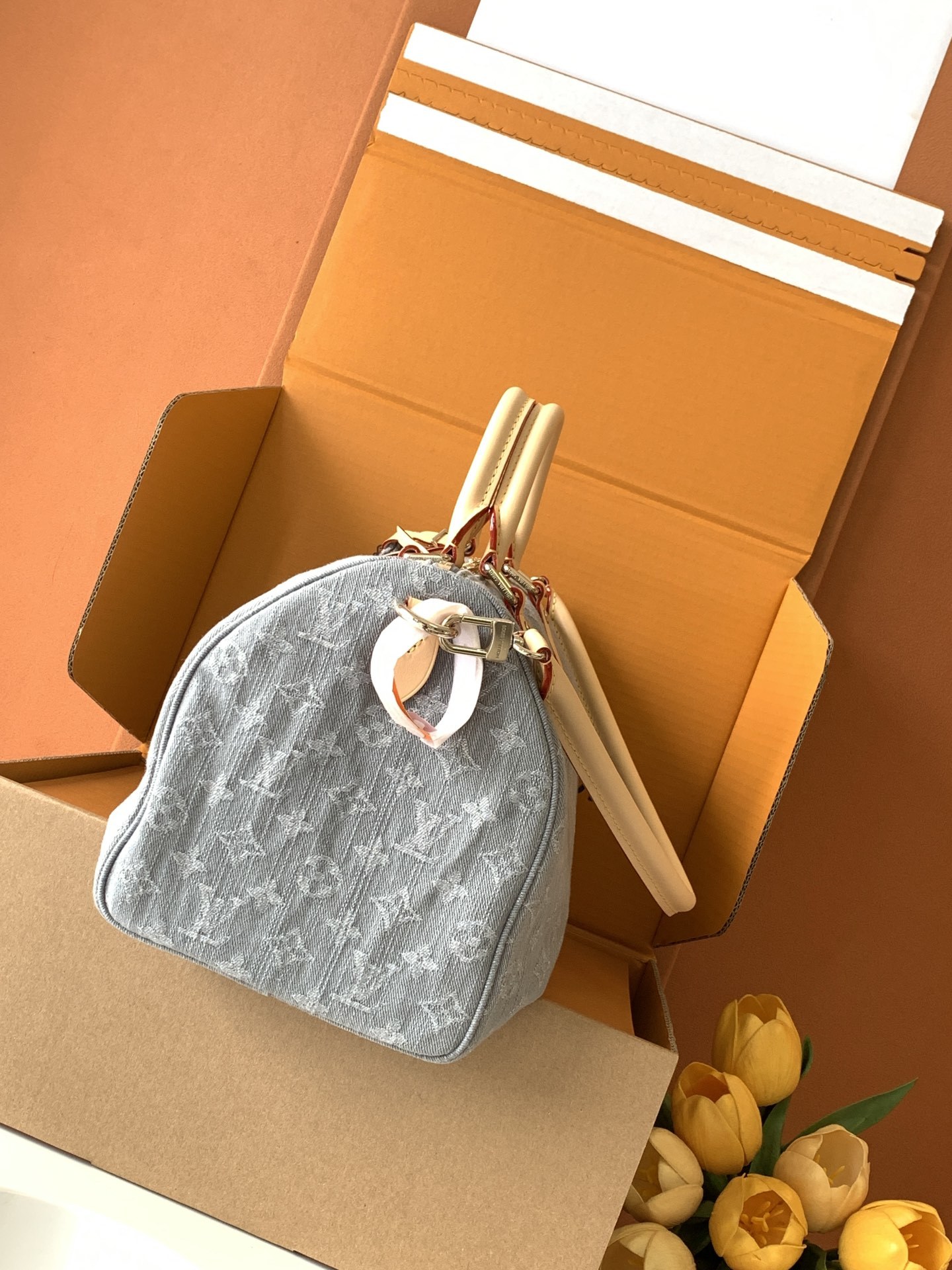 【特级MB牛仔布】SPEEDY SOFT 30 手袋型号:M13344材料:A+级全钢五金,进口高弹面料