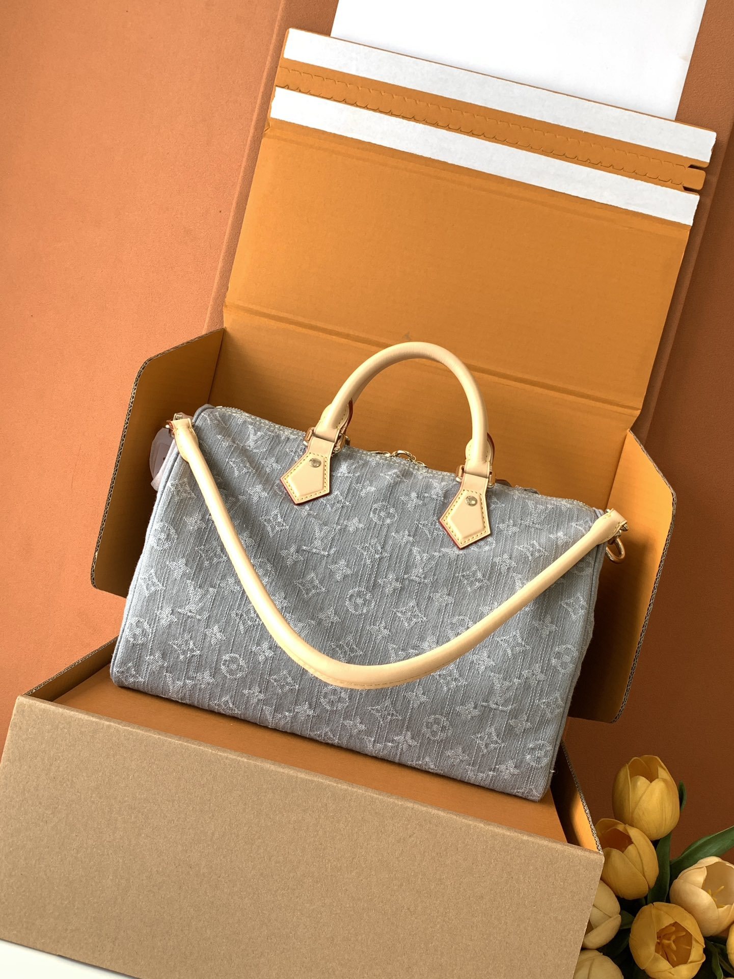 【特级MB牛仔布】SPEEDY SOFT 30 手袋型号:M13344材料:A+级全钢五金,进口高弹面料