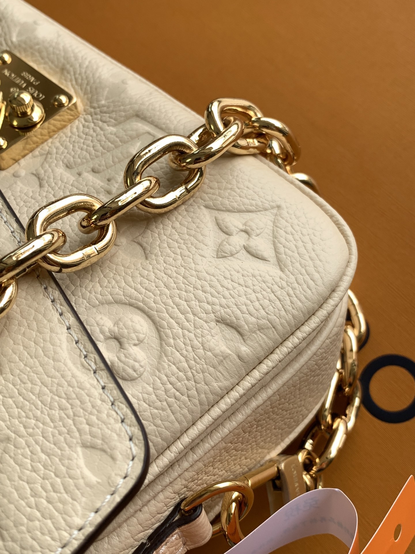 Pochette Métis East West 手袋【特级加强版】型号: M22942皮料: 是意大利