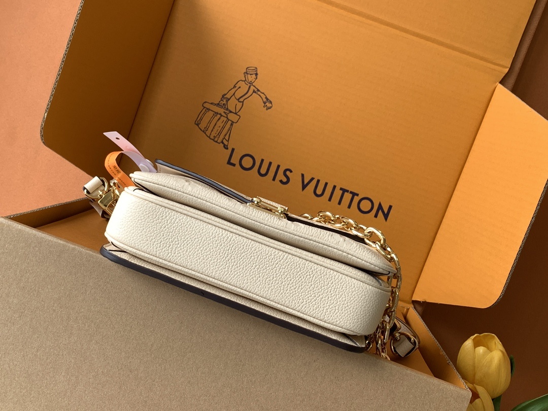 Pochette Métis East West 手袋【特级加强版】型号: M22942皮料: 是意大利