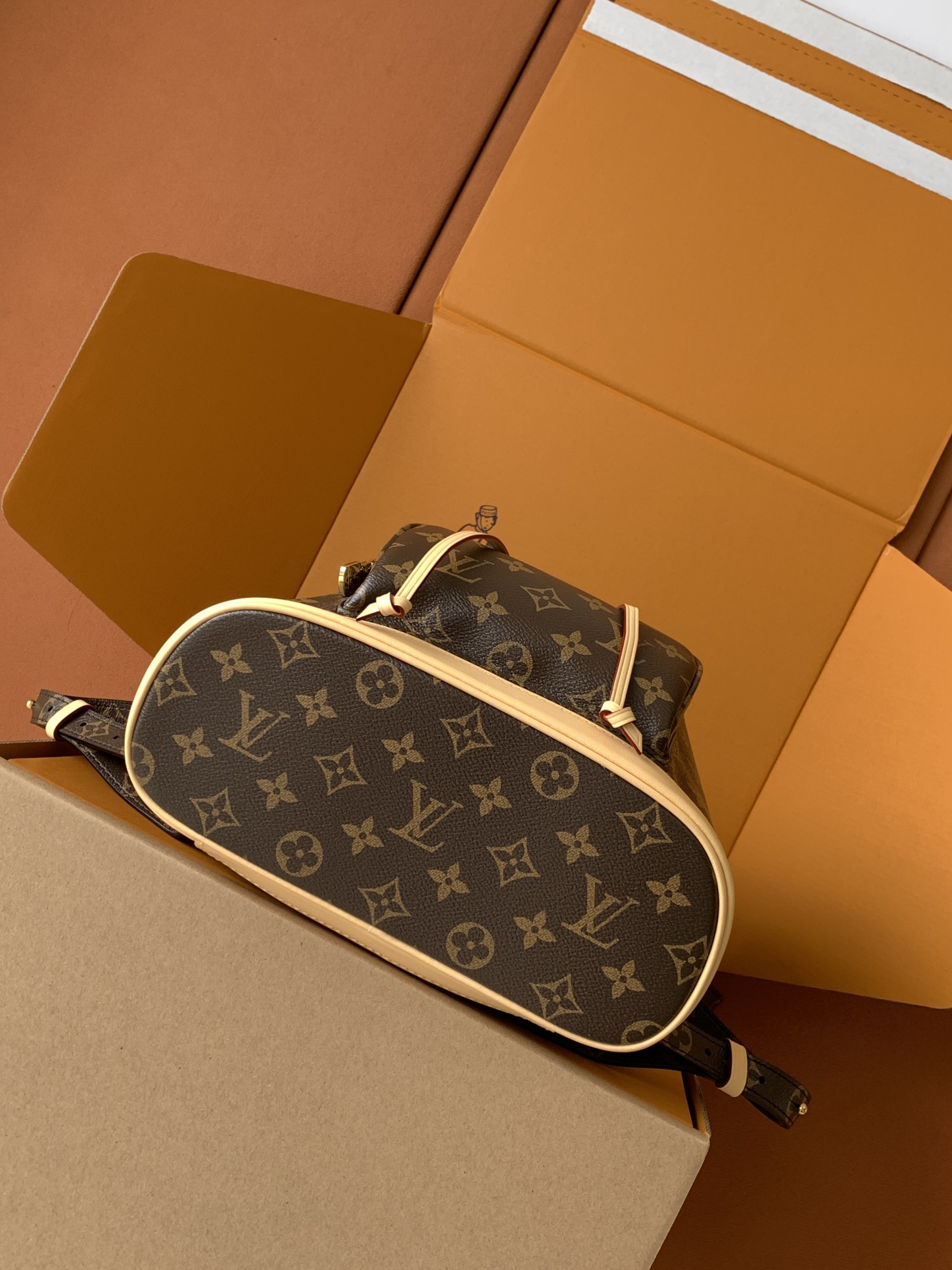 Louis Vuitton 全钢五金 M11198 （变码芯片）皮料是