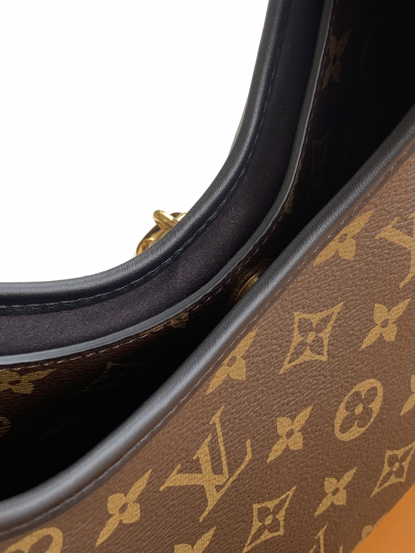 【特级MB高弹面料】The Drop 小号手袋型号:M12940材料:A+级全钢五金,进口高弹面料包装: