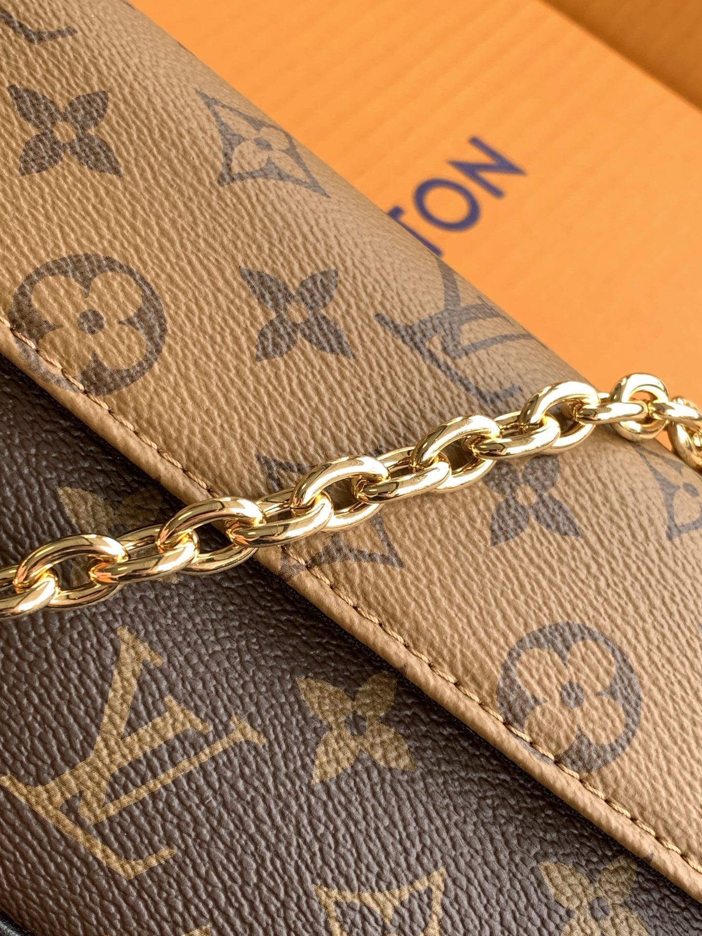 【特级MB163c芯片版原厂皮】WALLET ON CHAIN IVY 手袋型号:M26587黄花材料: