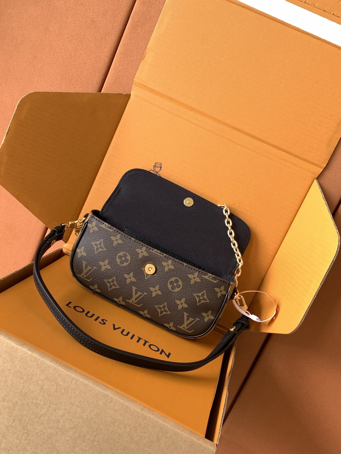 【特级MB163c芯片版原厂皮】WALLET ON CHAIN IVY 手袋型号:M26587黄花材料: