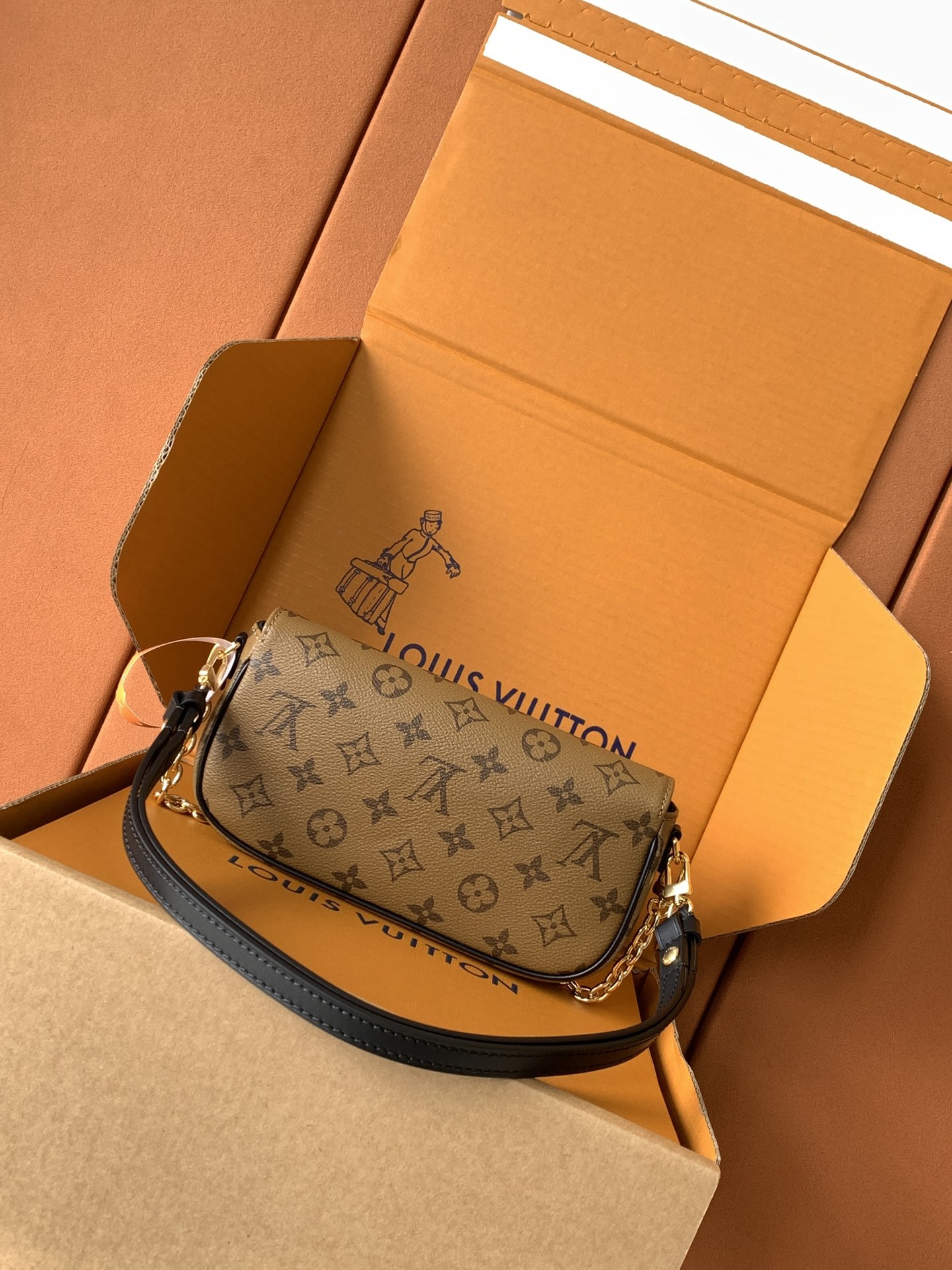 【特级MB163c芯片版原厂皮】WALLET ON CHAIN IVY 手袋型号:M26587黄花材料: