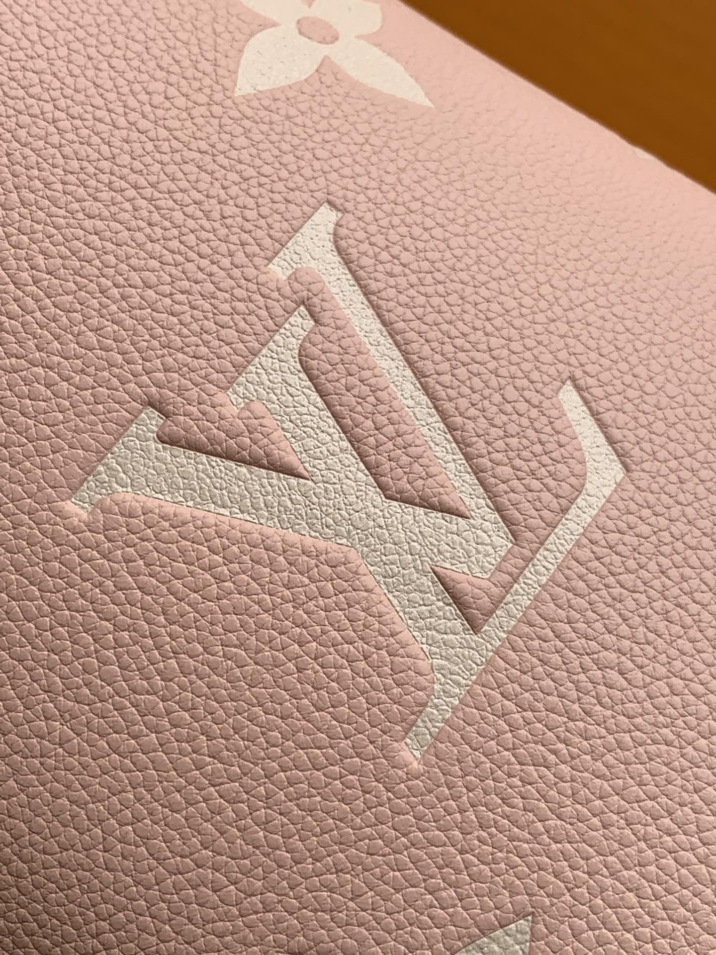 Louis Vuitton 163 芯片 配全套包装【 全钢五金