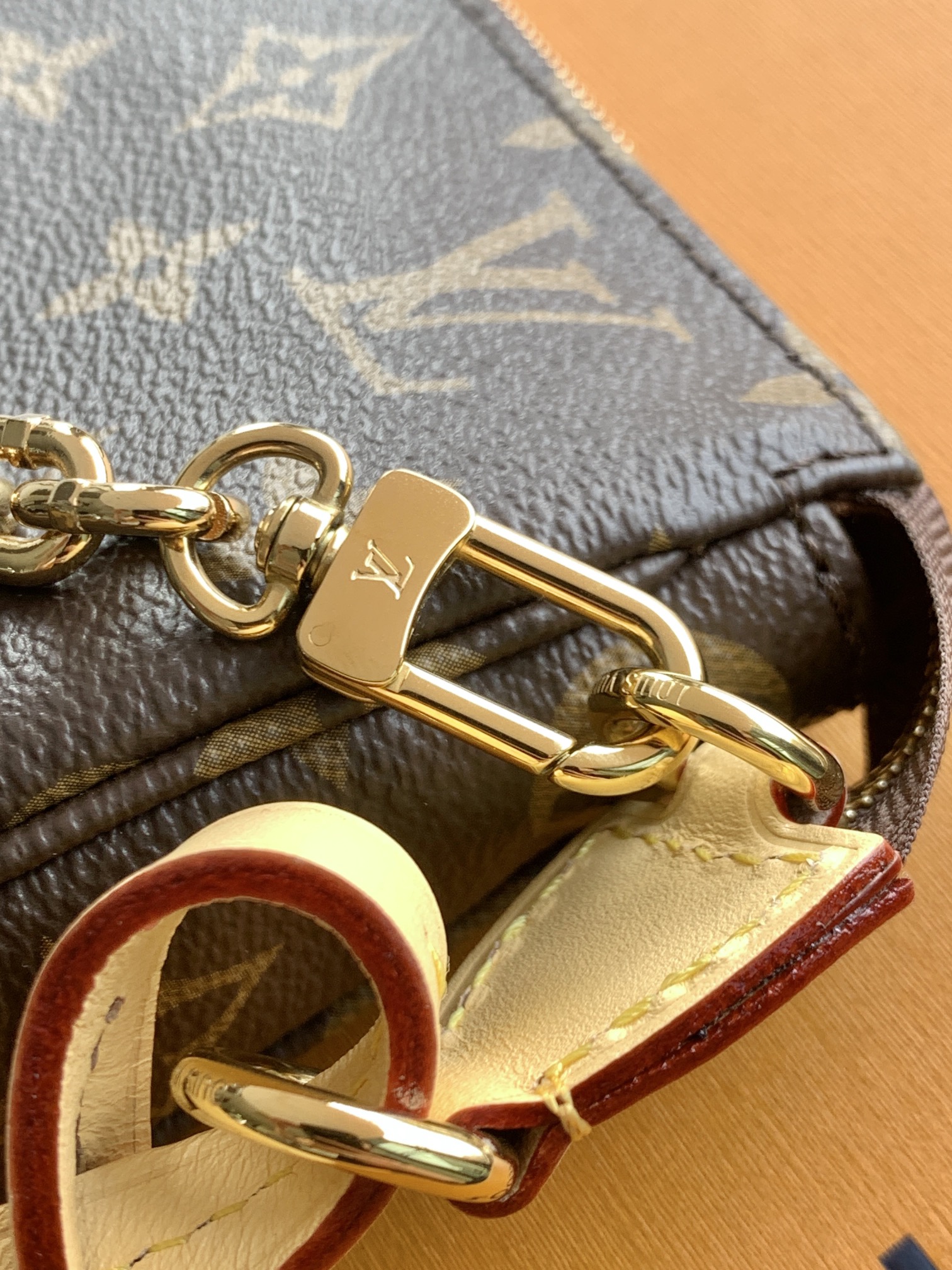Louis Vuitton 全钢变码芯片