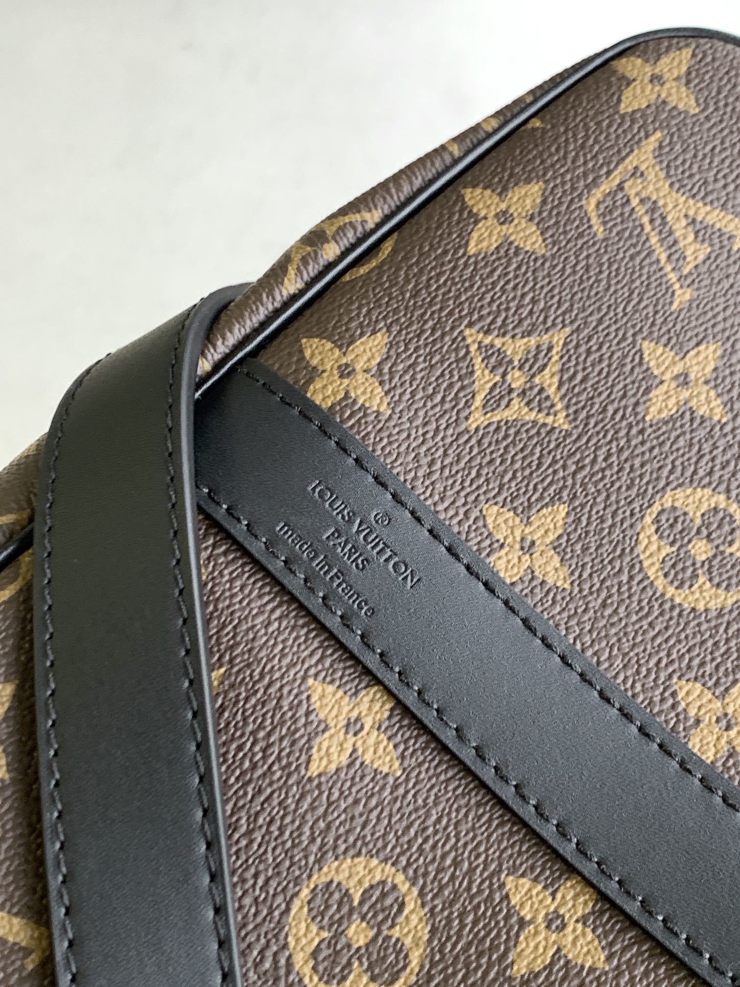 特级全钢 免税版LV KEEPALL 55旅行袋(配肩带)型号:M56714老花配黑皮55💫 升级回货!