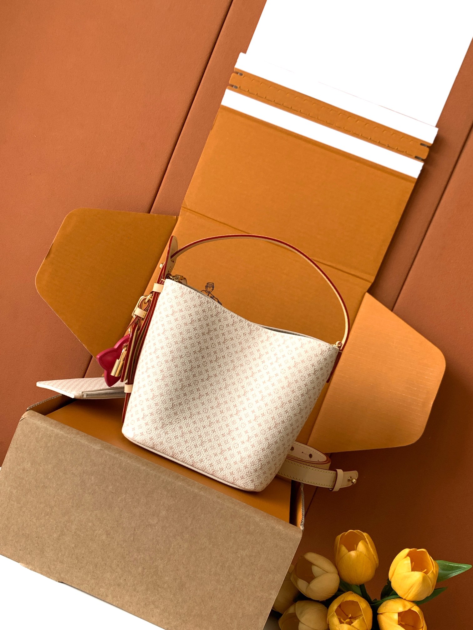 （163 芯片）特级配全套包装【特级全钢五金 原厂皮】M15130 皮料是意大利A级皮料是在于品质、五金