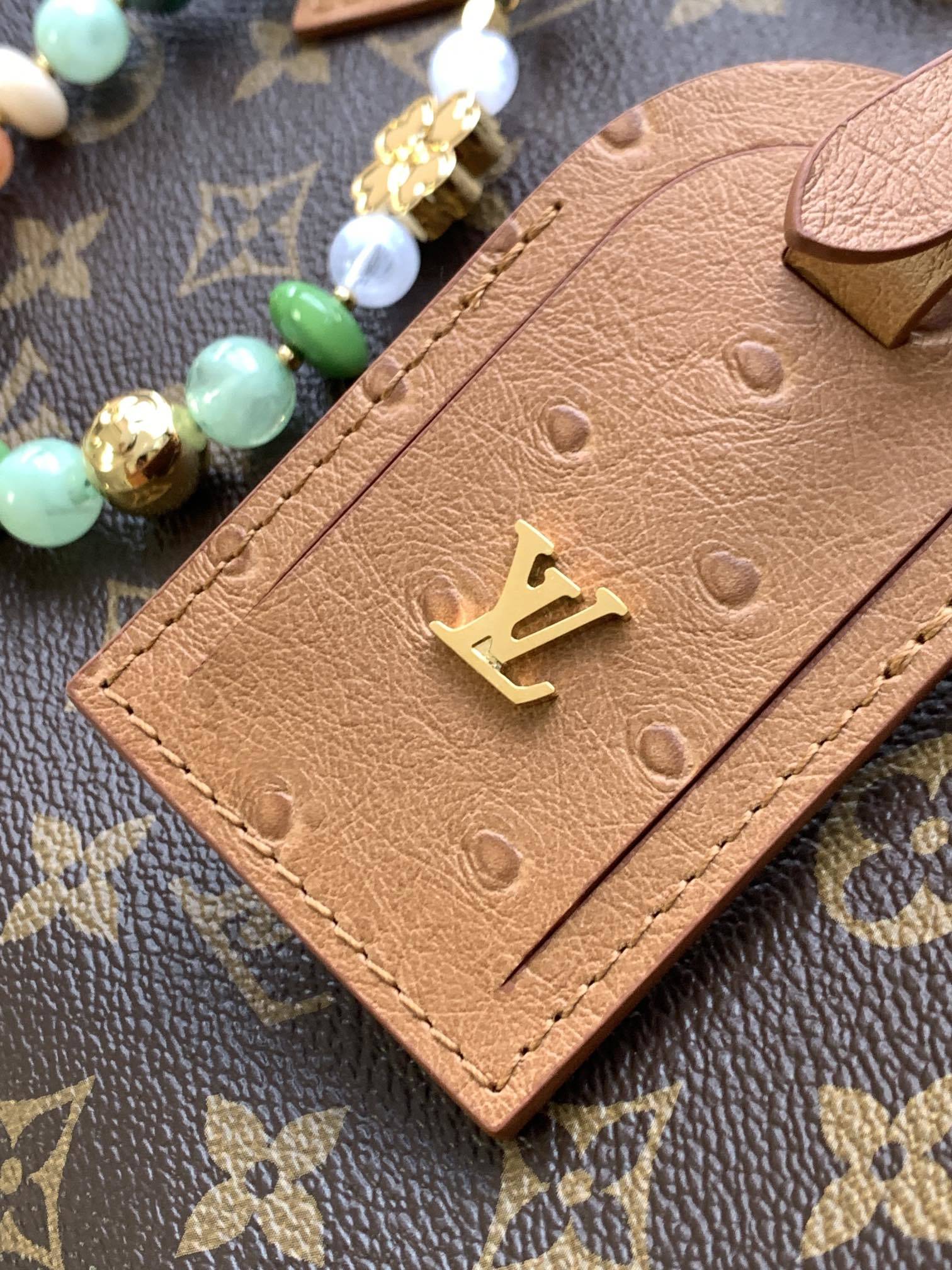 【特级MB163c芯片版原厂皮】 Speedy Soft 30 Dark手袋以瞩目风姿成就旅途良伴。型号