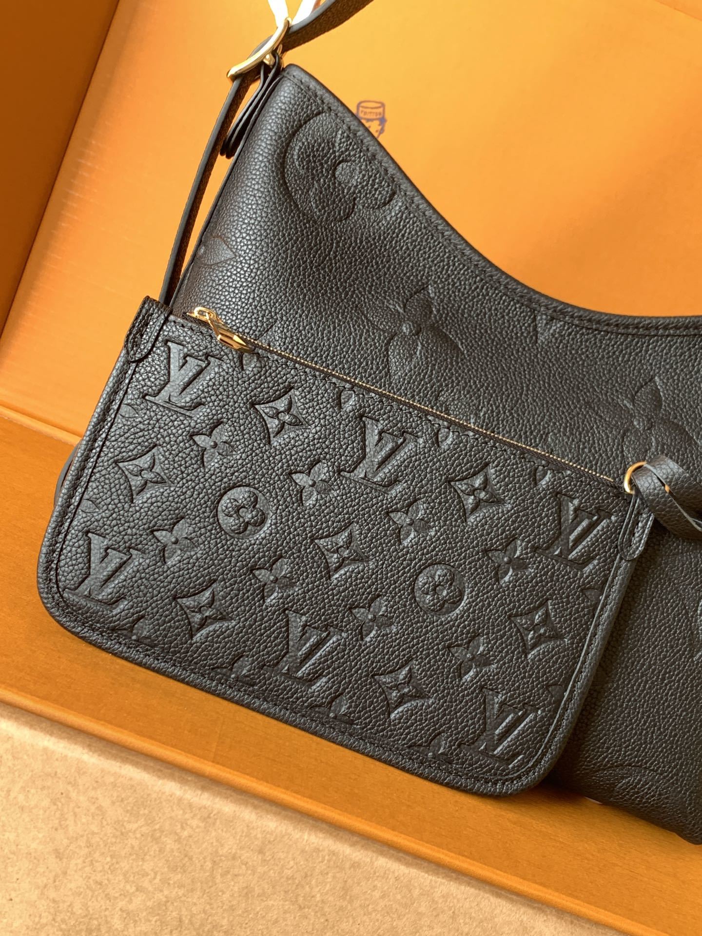 【特级MB芯片版原厂皮】 CarryAll 小号手袋取材 Mono gram Empreinte 压纹皮