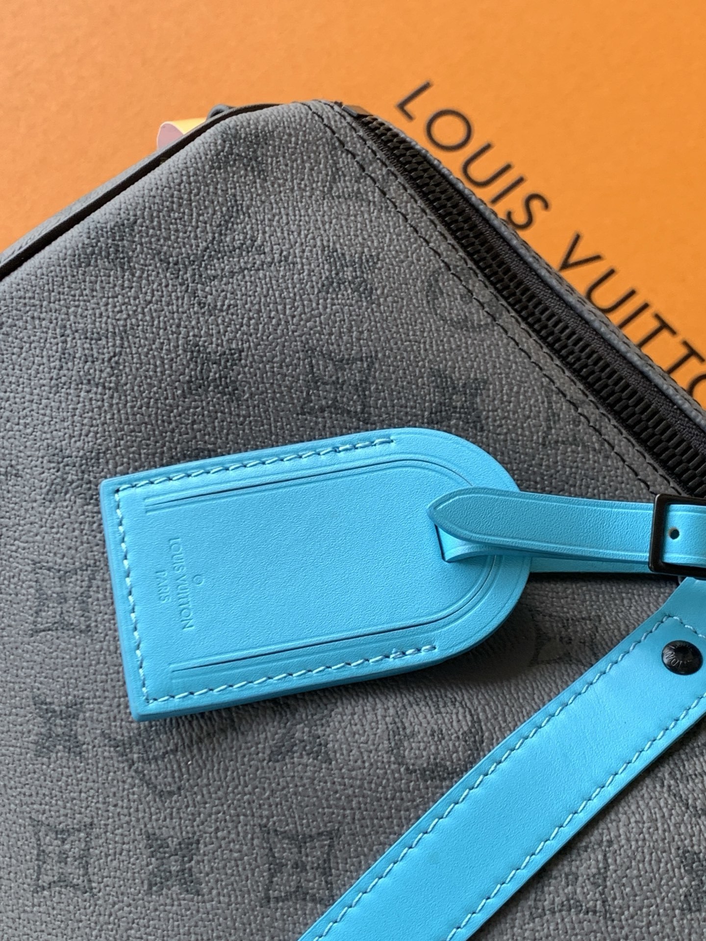 M11481 特级全钢 正品开发 原厂皮 芯片版 配全套专柜包装 本款 Keepall Bandouli