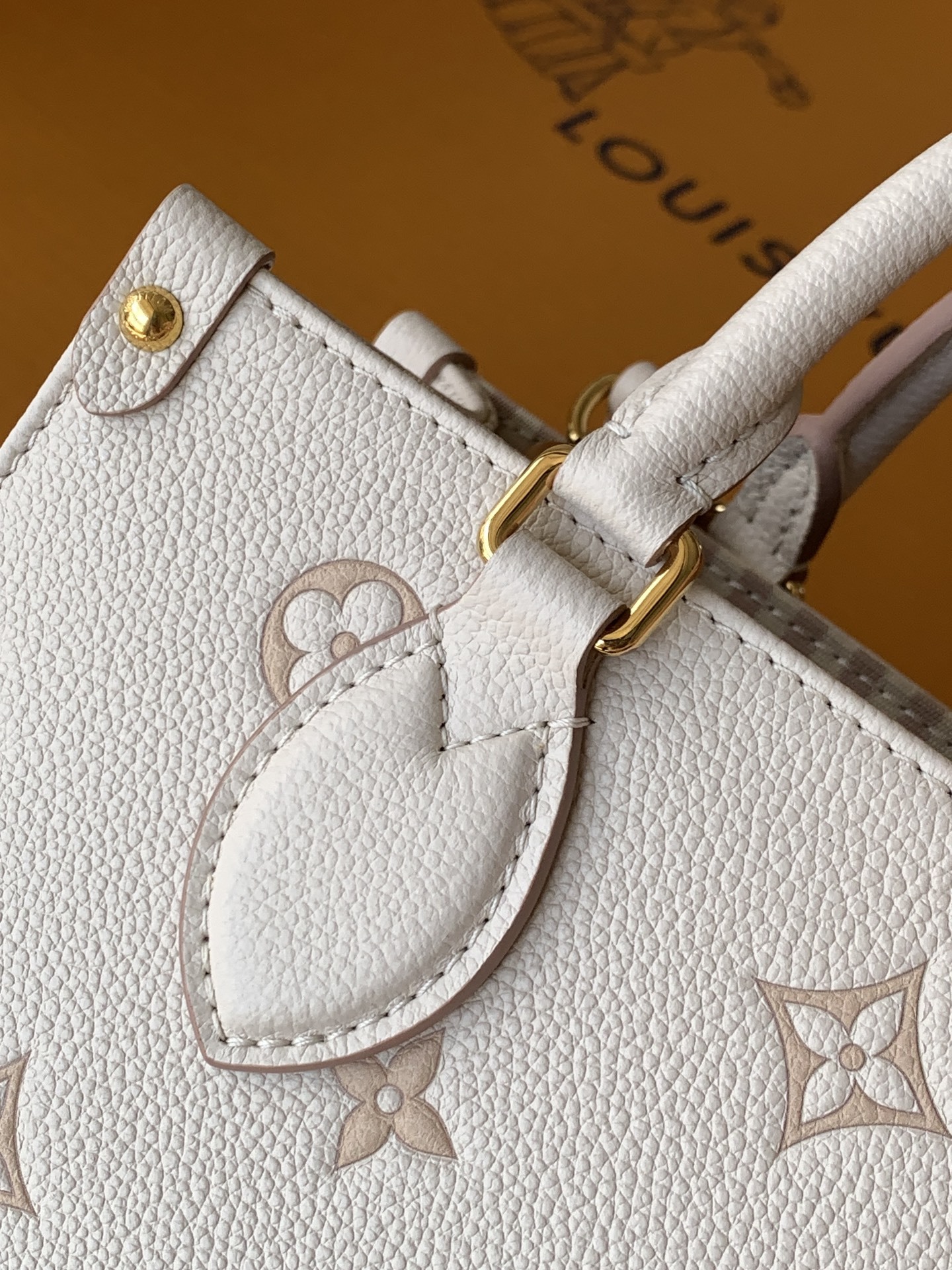 【特级MB163c芯片版原厂皮】ONTHEGO 小号手袋型号:M14403白色材料:A级全钢五金,进口原