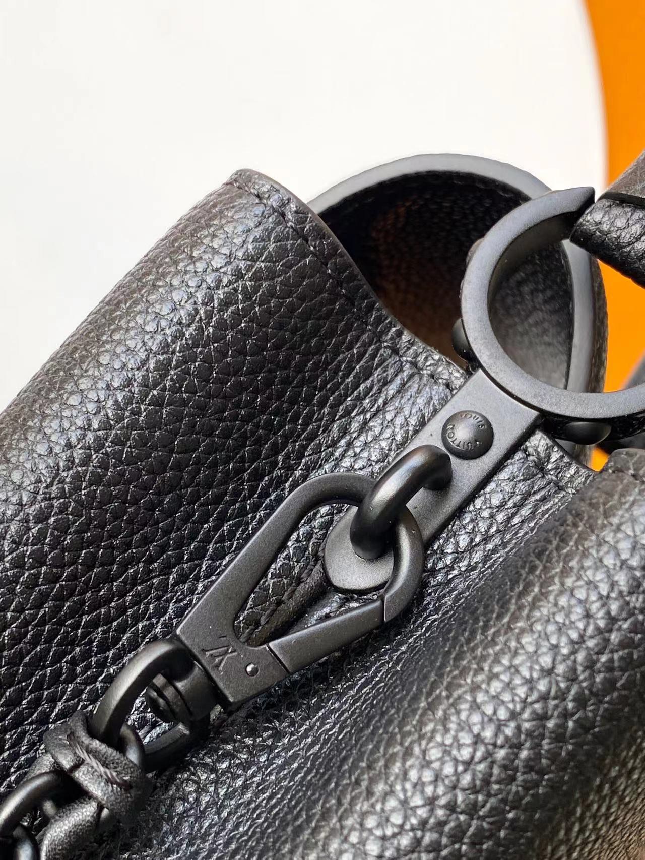 【特级MB动态芯片版原厂皮】本款CarryAll mini 手袋型号:M23955黑色动态芯片材料:A级