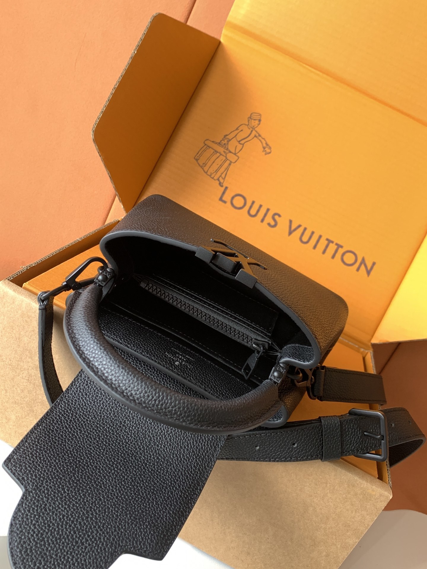 【全钢五金 变码芯片】特级配全套包装M25256 迷你 特级进口皮 本款 Capucines mini手