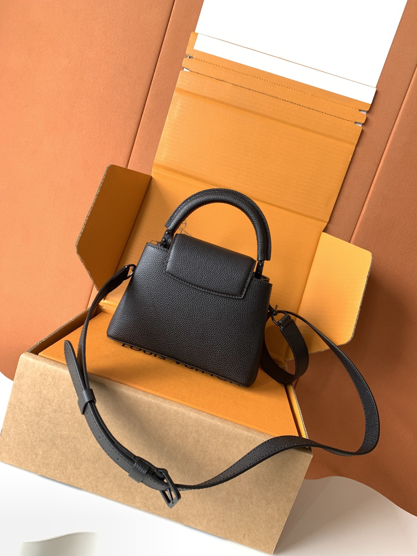 【全钢五金 变码芯片】特级配全套包装M25256 迷你 特级进口皮 本款 Capucines mini手