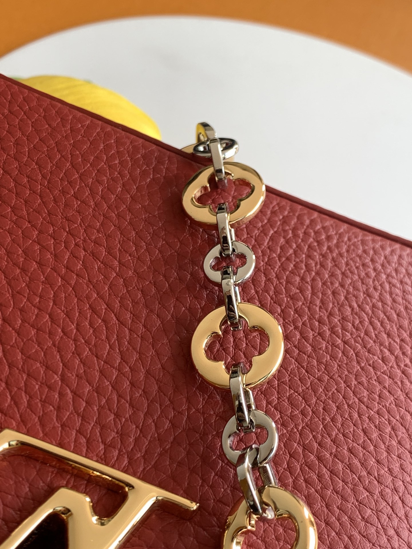 特级全钢五金 M12938半红金 本款Capucines手袋出自CapucinesChain On Yo