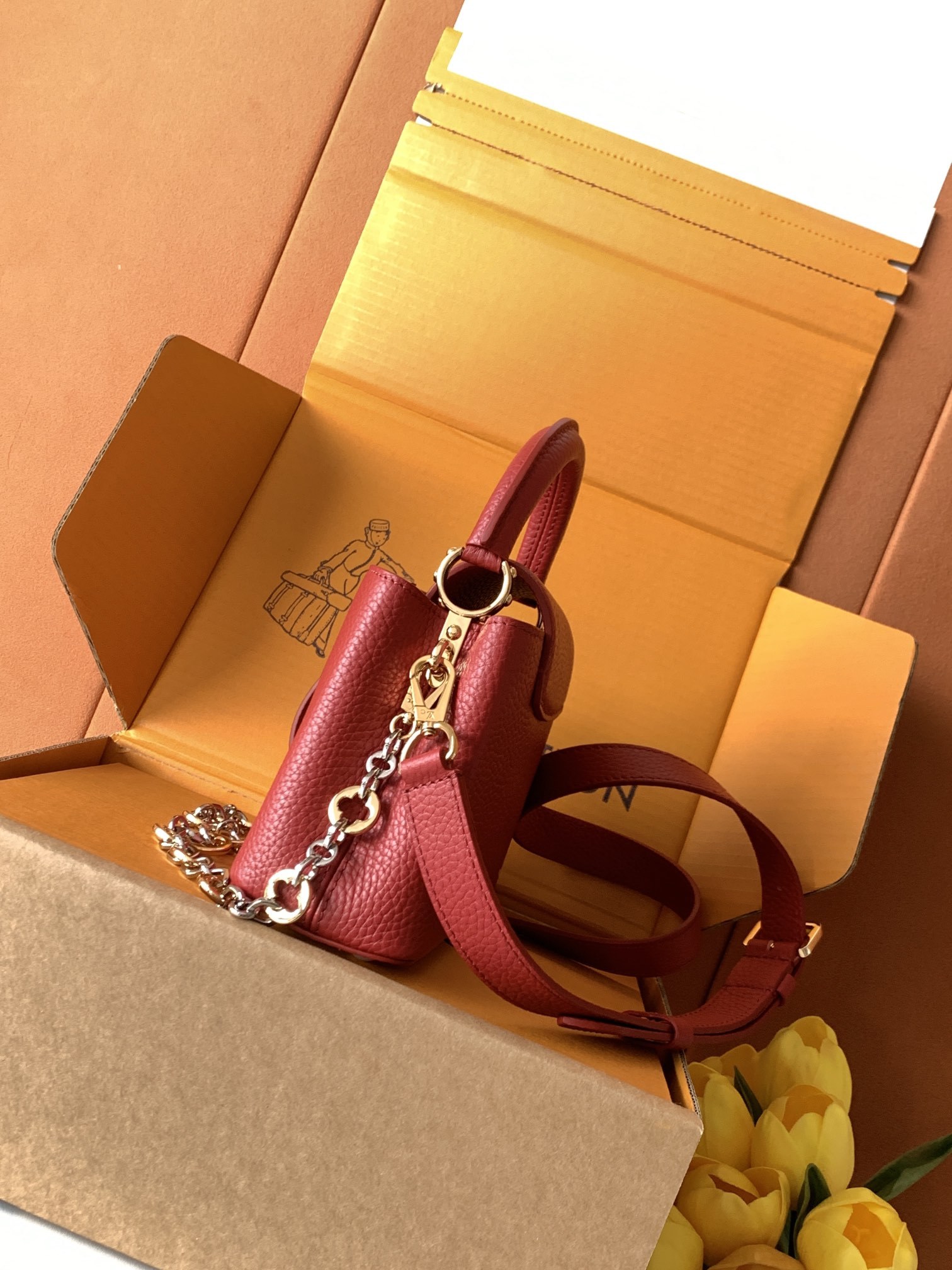 特级全钢五金 M12938半红金 本款Capucines手袋出自CapucinesChain On Yo