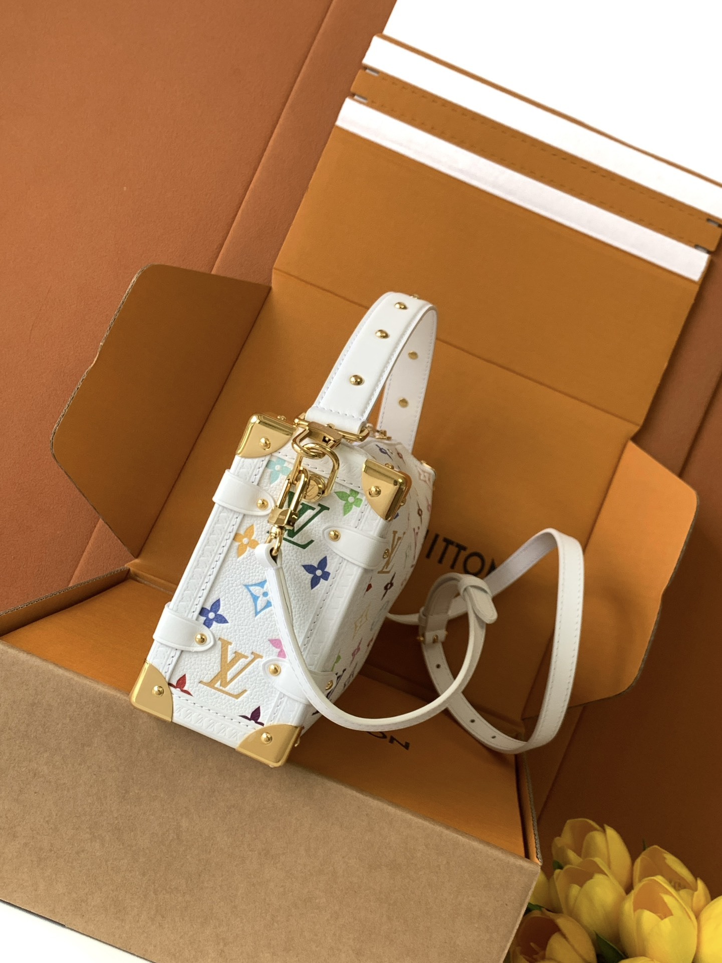 M14046私品(163动态UID )进口菱形面料 (品质第九次升级,进口原厂皮.专柜同步,动态电子芯片