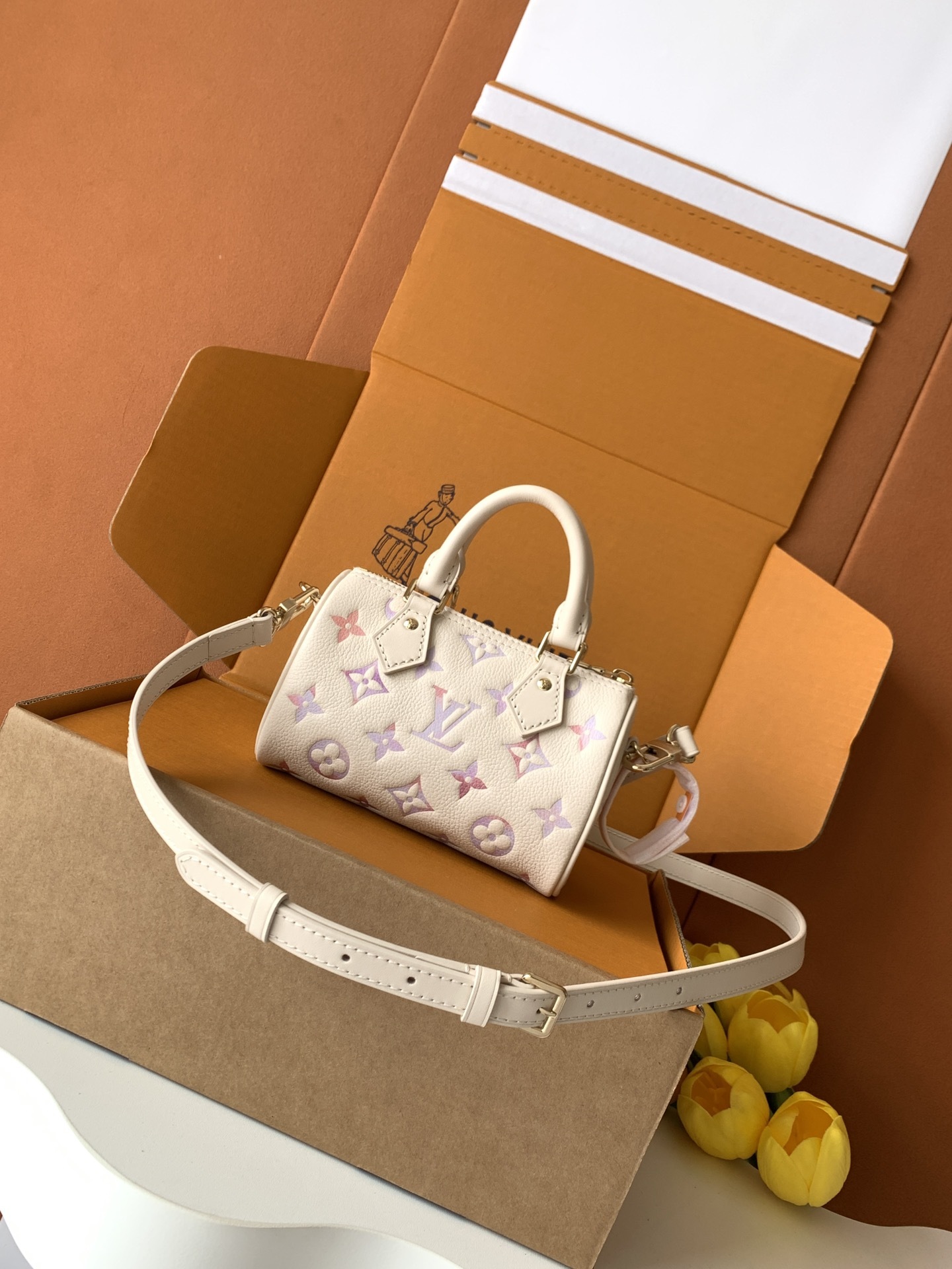 【特级MB163c芯片版原厂皮】本款 Nano Speedy 手袋型号:M25591材料:A级全钢五金,