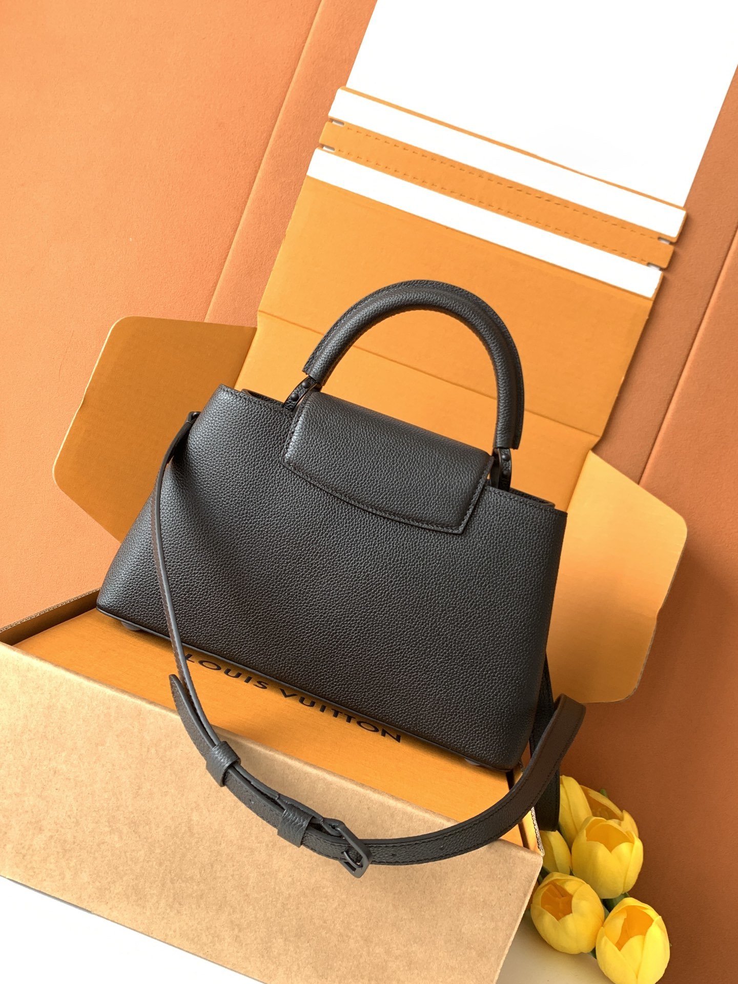 【特级MB163c01芯片版原厂皮】本款CarryAll 手袋型号:M23947黑色163c01芯片版材